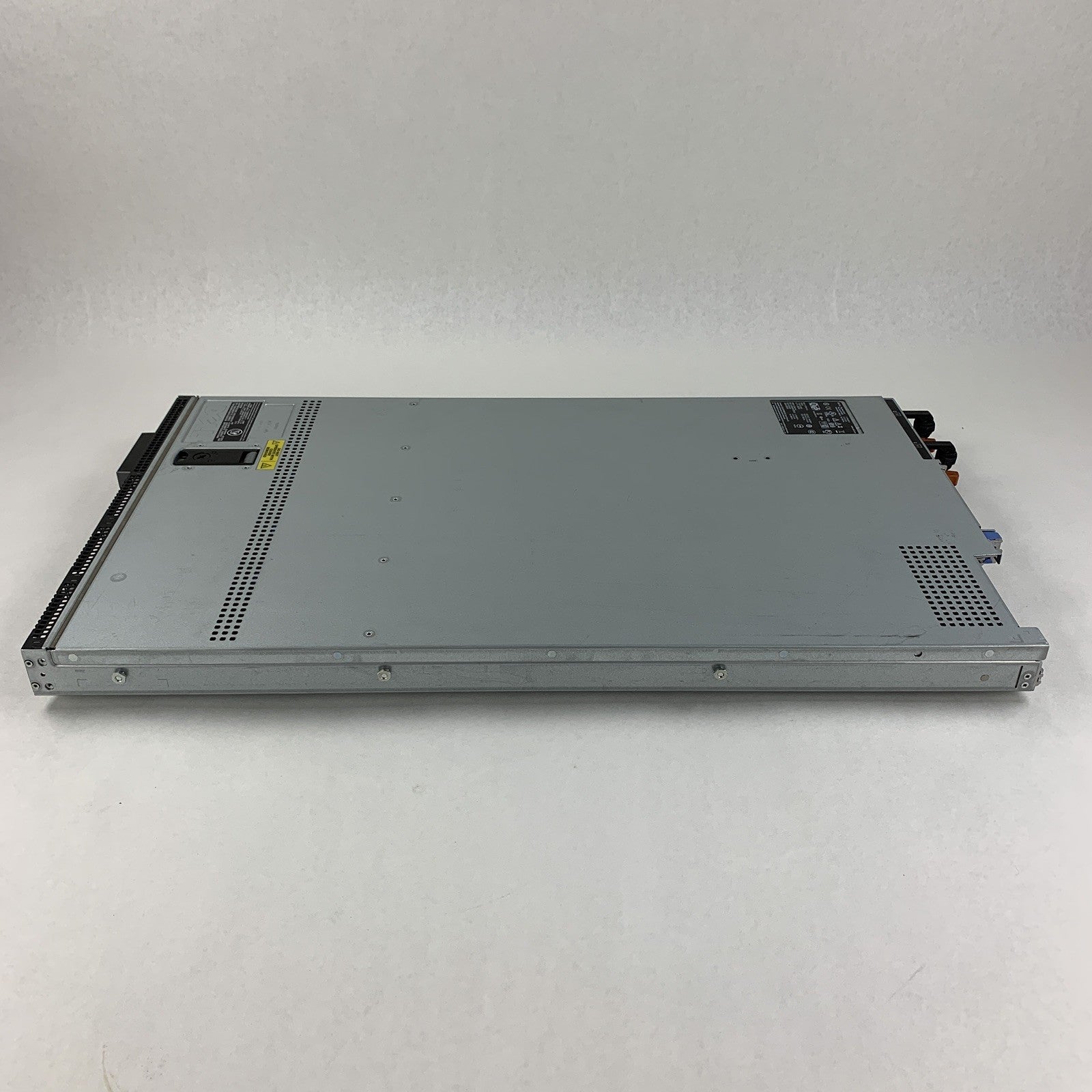 Dell PowerEdge R610 Intel Xeon E5606 2.13 GHz 16 GB RAM No HDD No OS