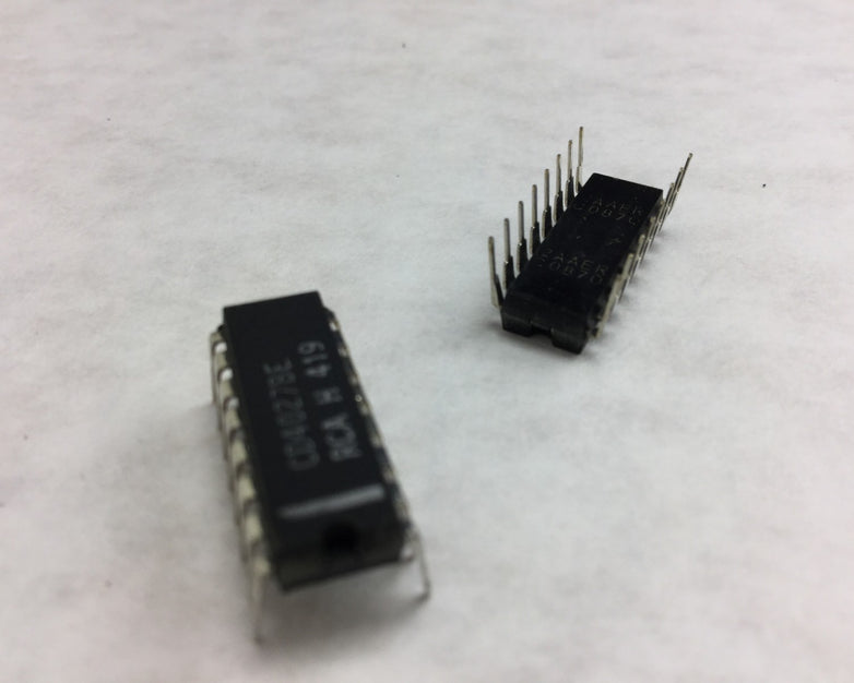 Genuine RCA CD4027BE  Integrated Circuit  16 Pin Dip  Lot of 21