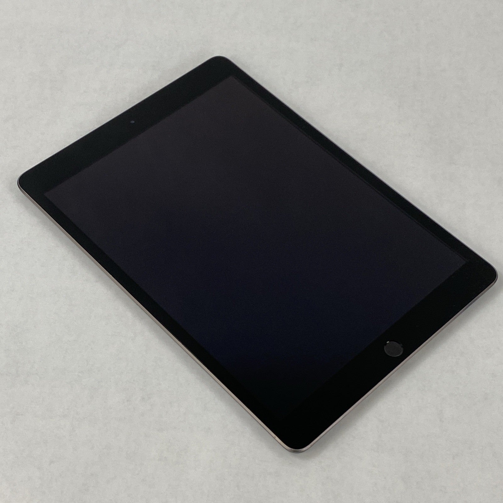 Apple iPad 7th Gen A2197 128GB 10.2" Wi-Fi Space Gray IOS 18.7.82