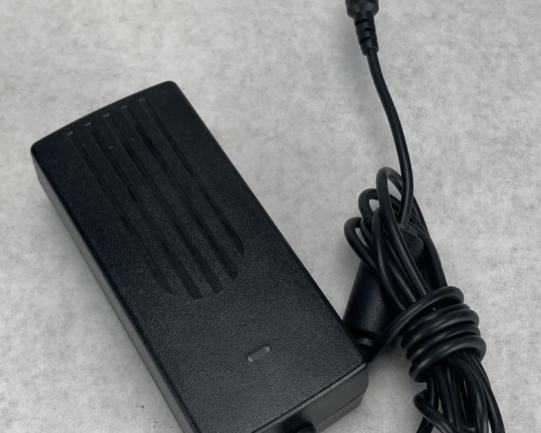 Li Shin International LSE0107A1240 12V 3.33A 40W I.T.E. Power Supply (Lot of 3)