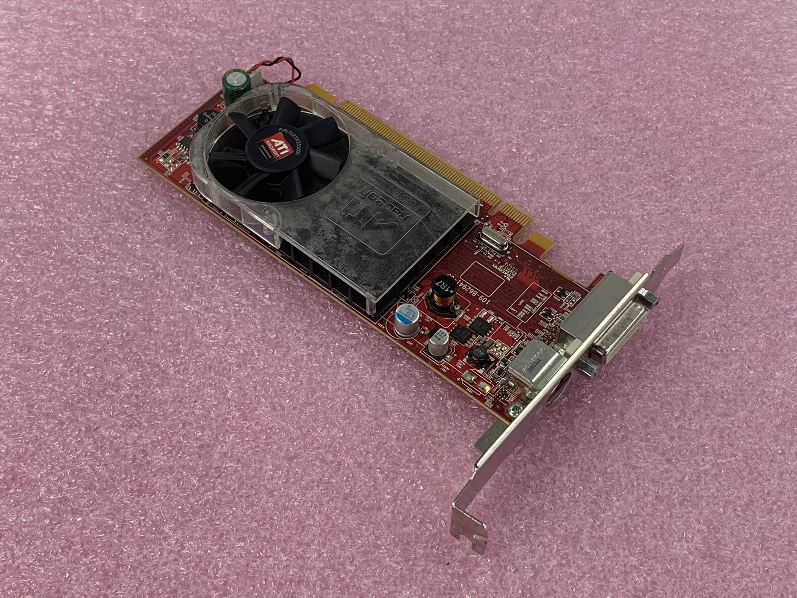 Lot of (5) Dell Y104D ATI Radeon HD 3450 256MB DDR2 Video Card PCI Express x16