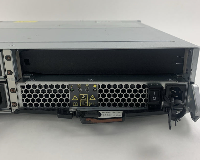 Netapp DS2246 Storage Expansion Array 24 Bay 2.5" SAS Trays 1x IOM6 Controllers