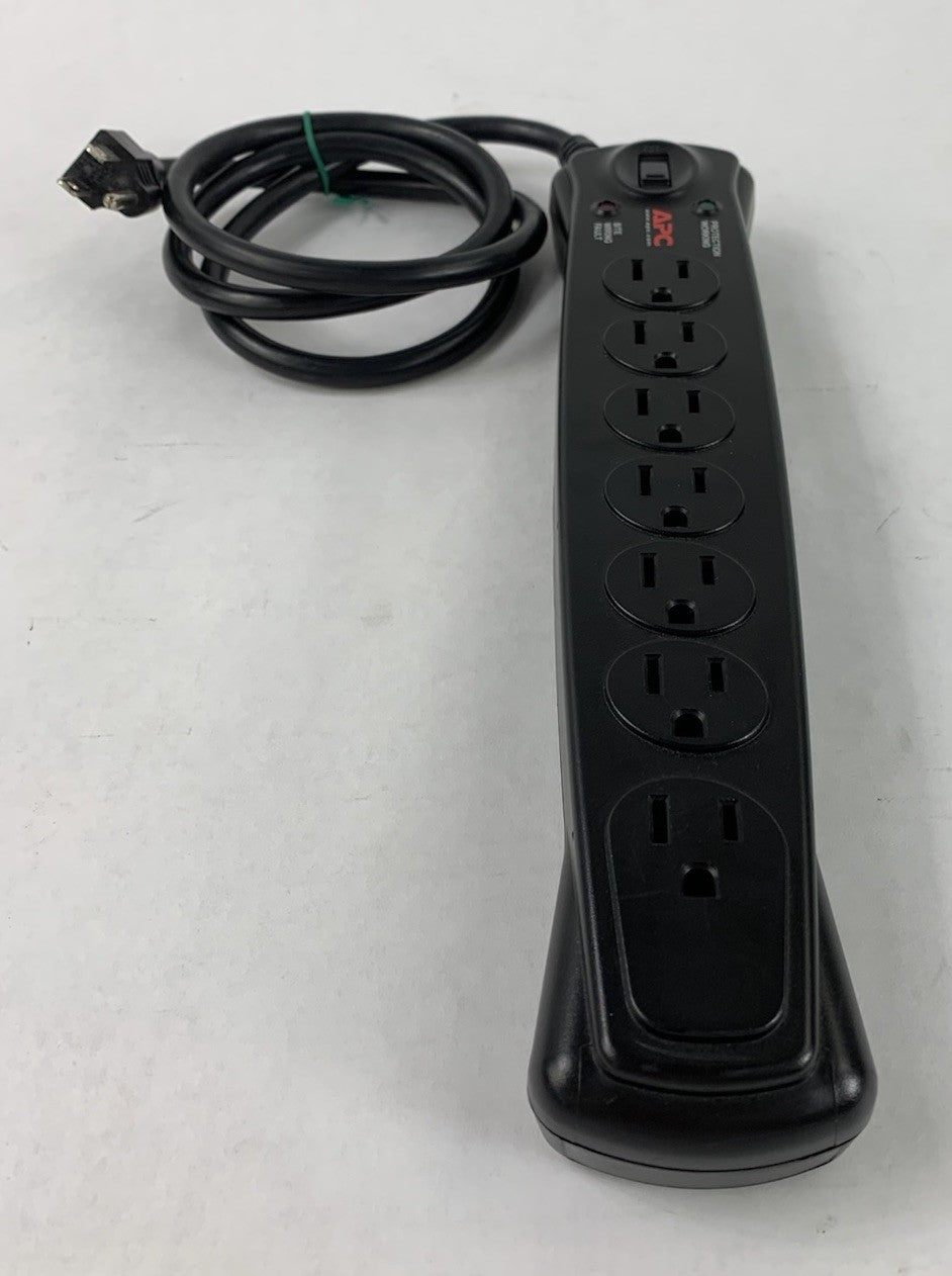 APC P74 7-Outlet 120V 15A 50/60Hz Surge Protector - Tested1