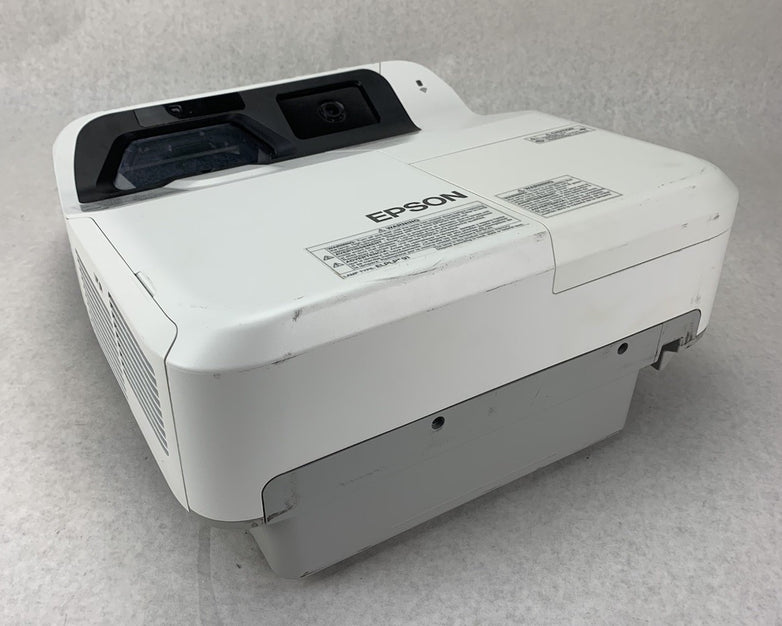 Epson PowerLite 695Wi H740A LCD Lamp Projector 2028 Lamp Hours - No Remote