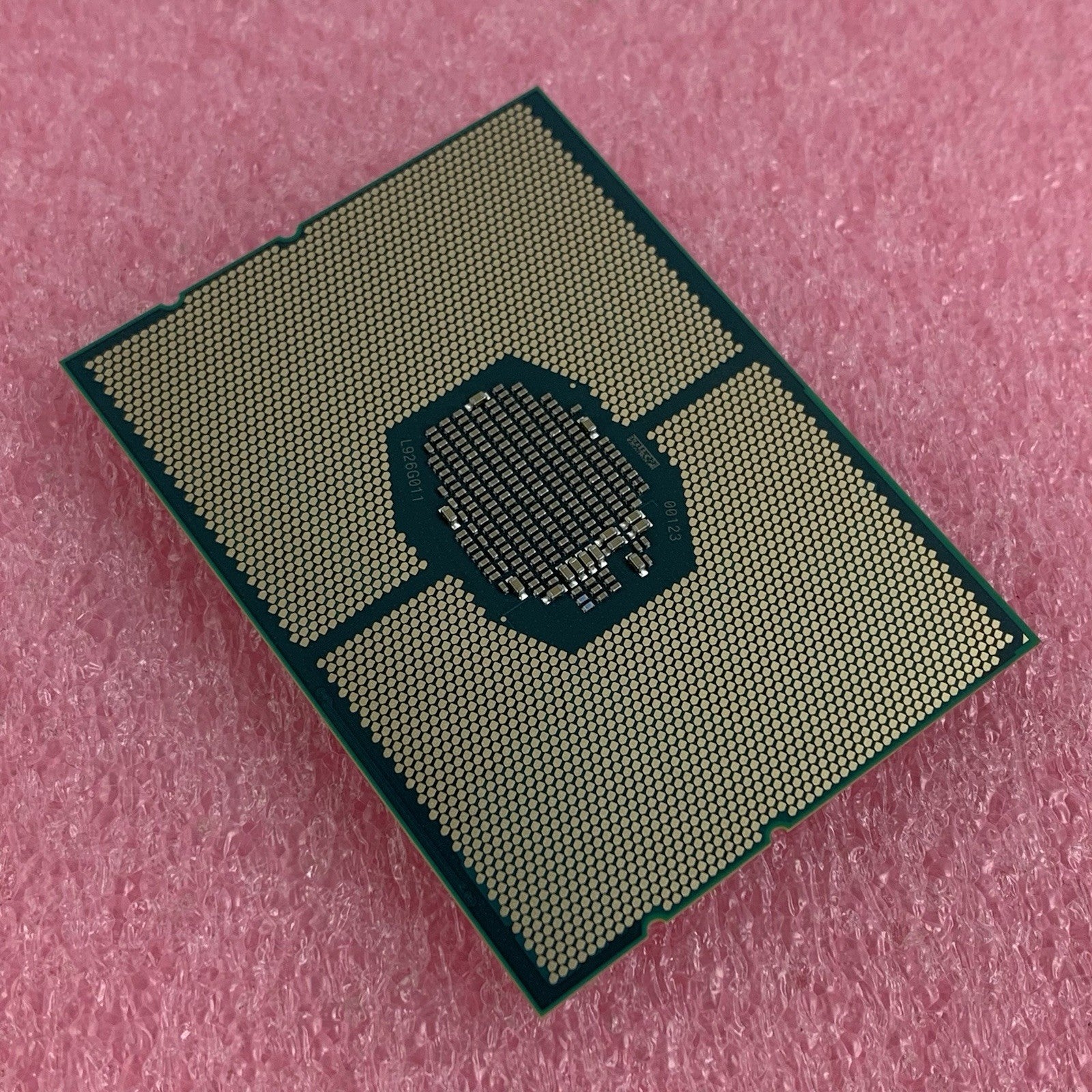 Intel Xeon Gold 5222 4-Core 3.80 GHz 16.5MB LGA3647 Processor SRF8V Tested5