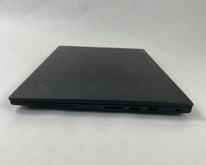 Lenovo ThinkPad P1 15.6" Touch Xeon E 2176M 2.70 GHz 16 GB RAM No HDD No OS
