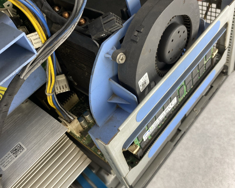 Dell Precision T5500 MT Dual Intel Xeon E5645 2.40GHz 32GB RAM No HDD No OS READ