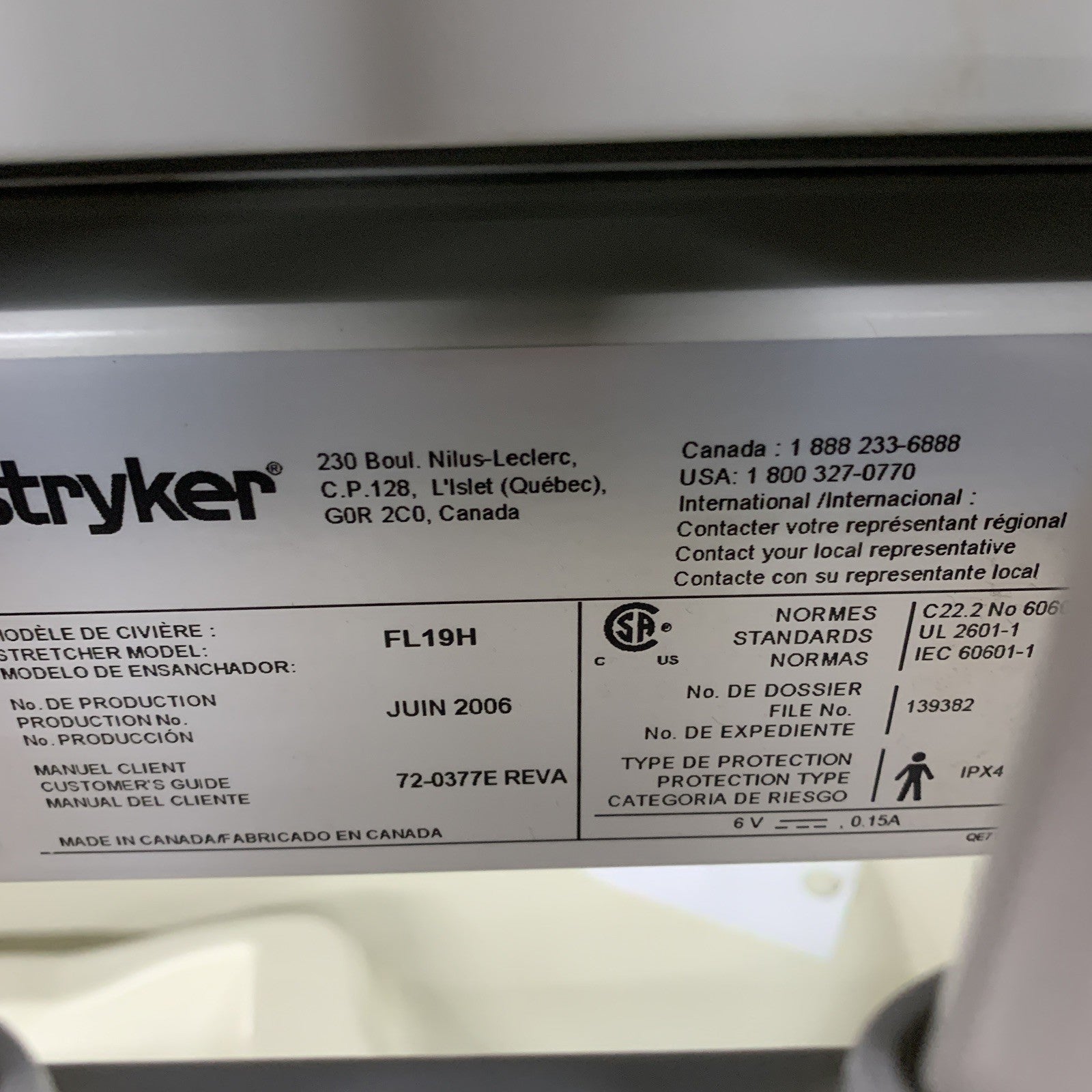 Stryker Cub FL19H Pediatric Crib with Mattress No Handles on Doors