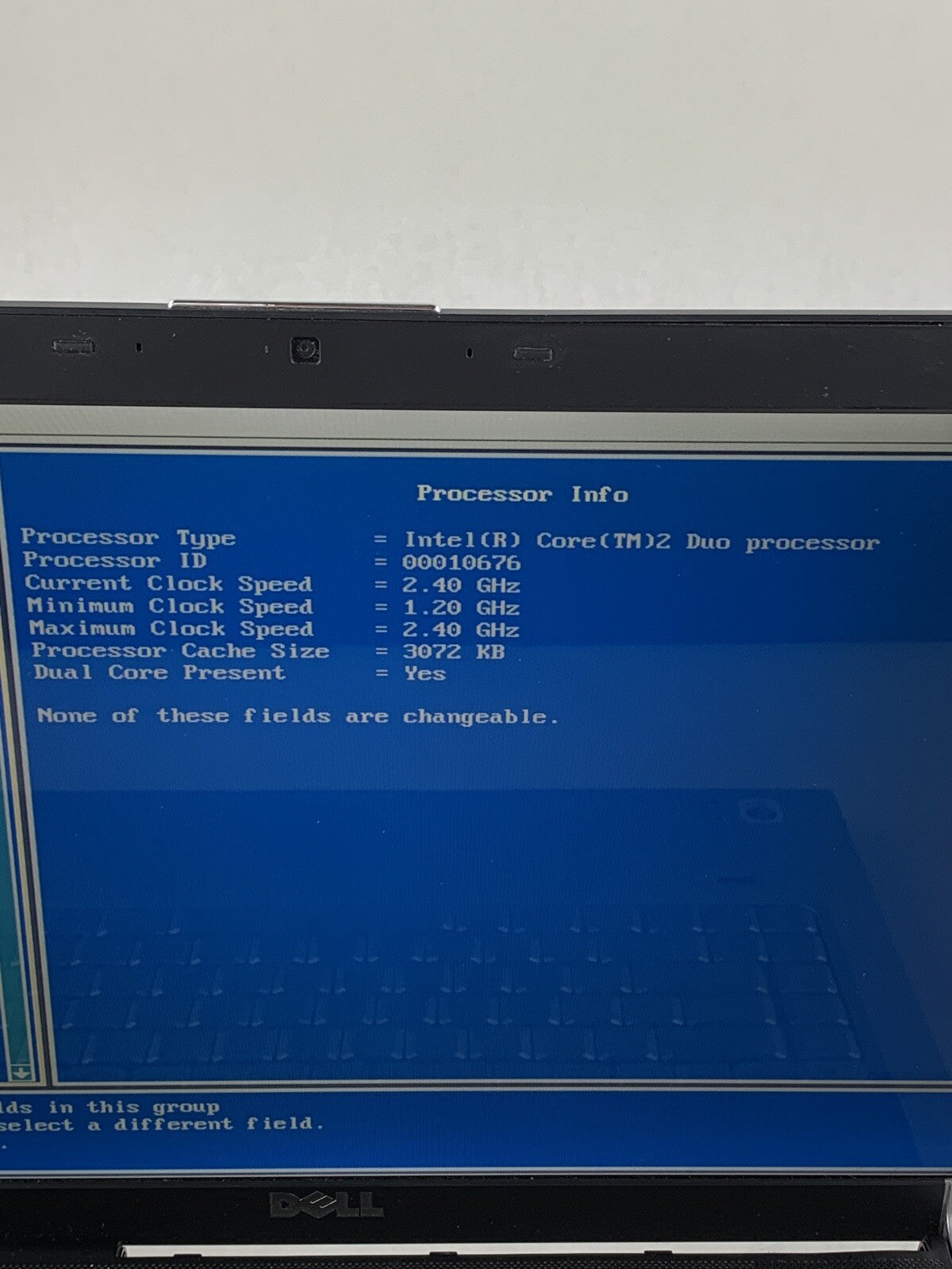 Dell XPS M1530 Core 2 Duo 00010676 2.4 GHz 2 GB No OS No HDD No Batt No AC