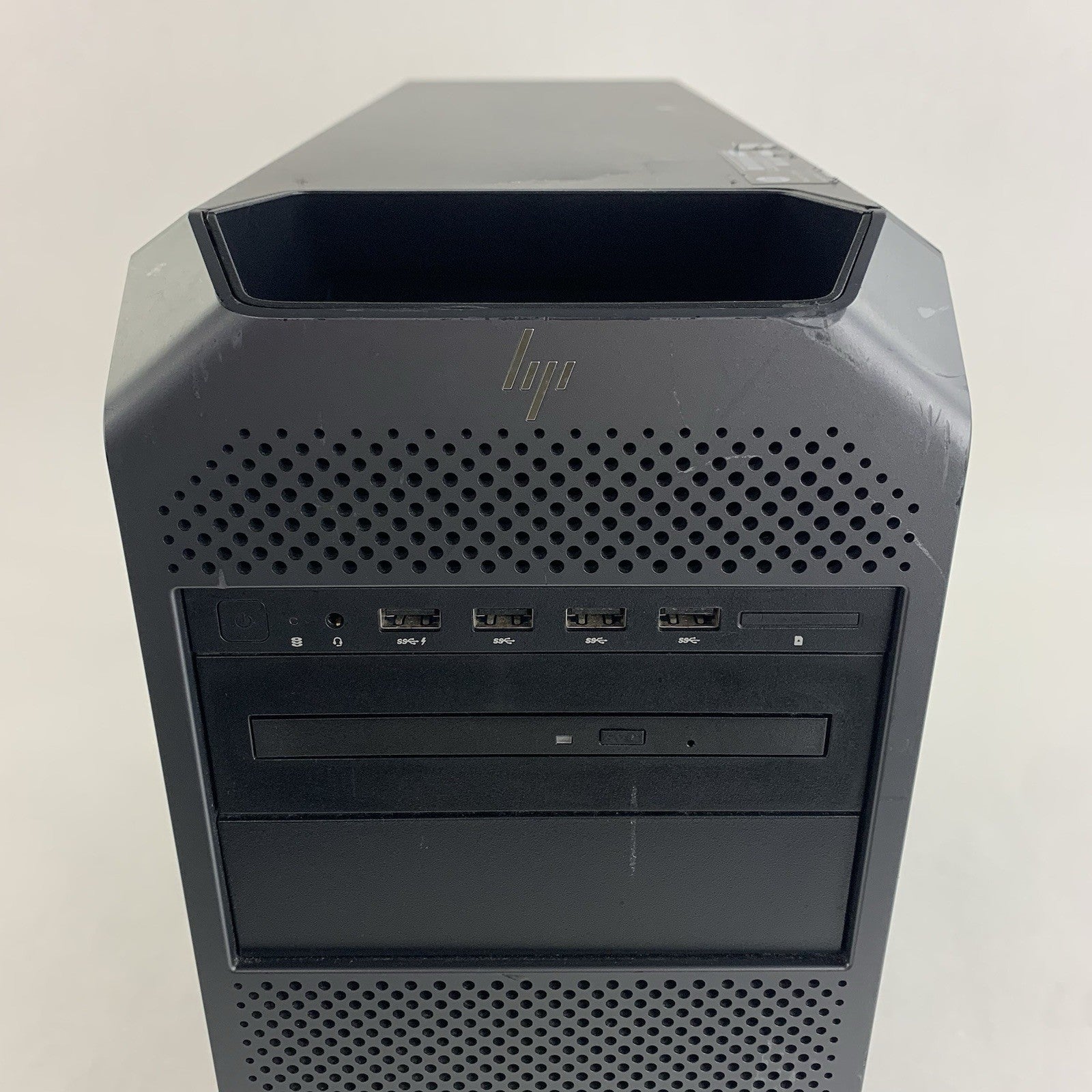 HP Z4 G4 Workstation 1x Xeon W-2102 2.9GHz 32 GB No OS No HDD No GPU3