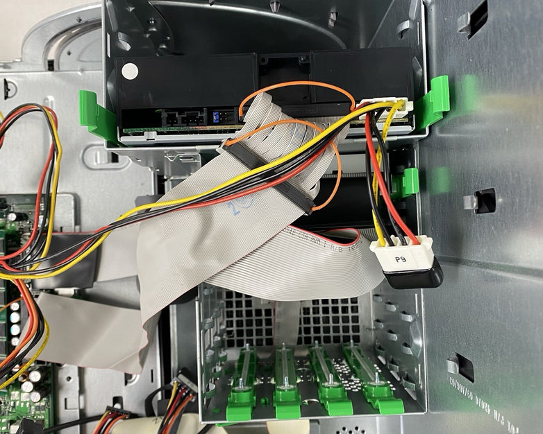 Dell Dimension 8300 MT Pentium 4 3.00GHz 2GB RAM No HDD No OS