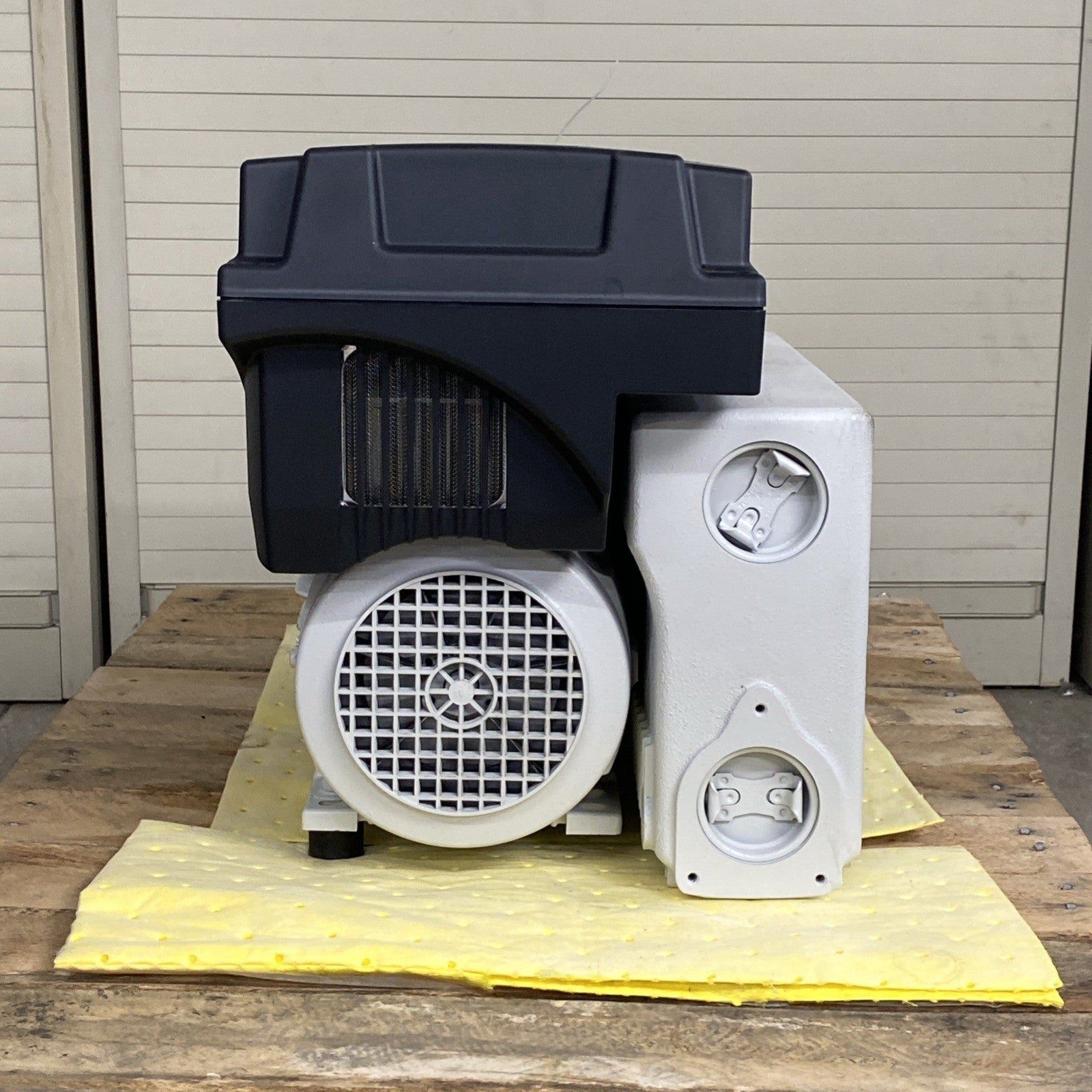 Leybold SOGEVAC SV40-65BIFC Vacuum Pump - Parts or Repair10