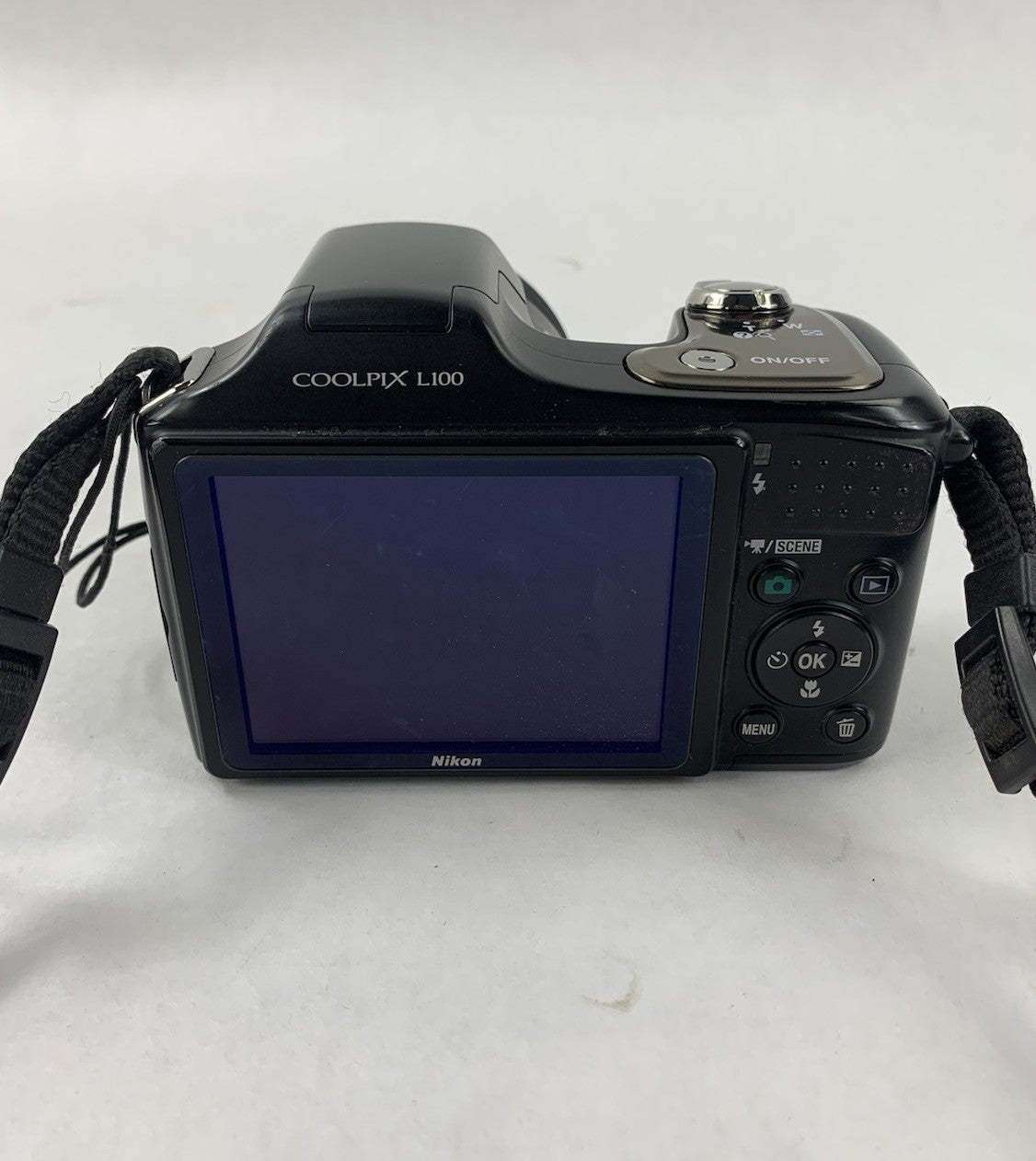 Nikon Coolpix L100 10.0MP Digital Camera - Tested7