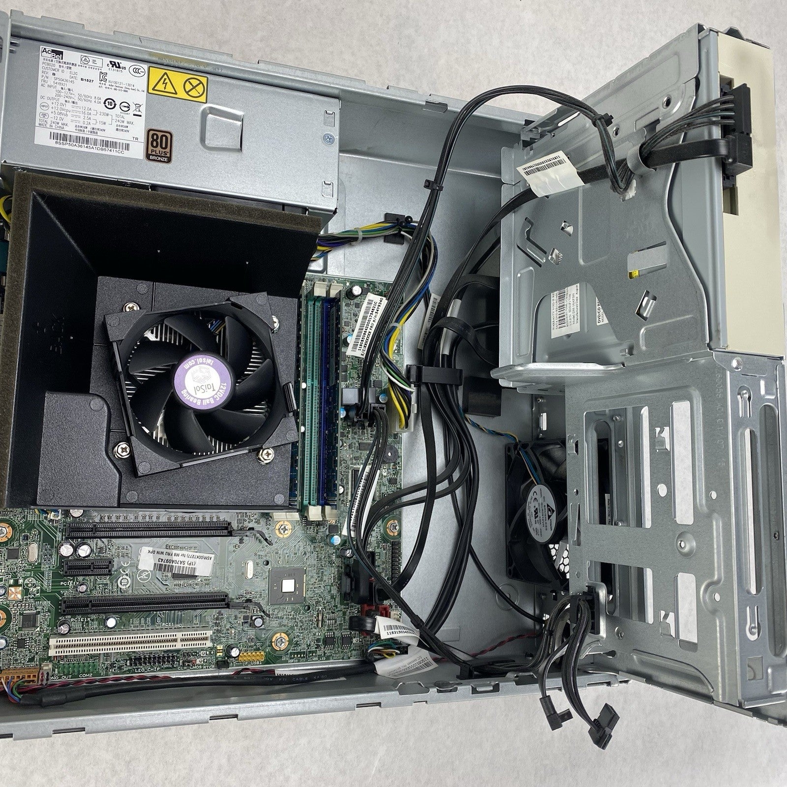 Lenovo ThinkCentre M93p Intel Core i5-4570 3.2GHz 8GB RAM No HDD No OS