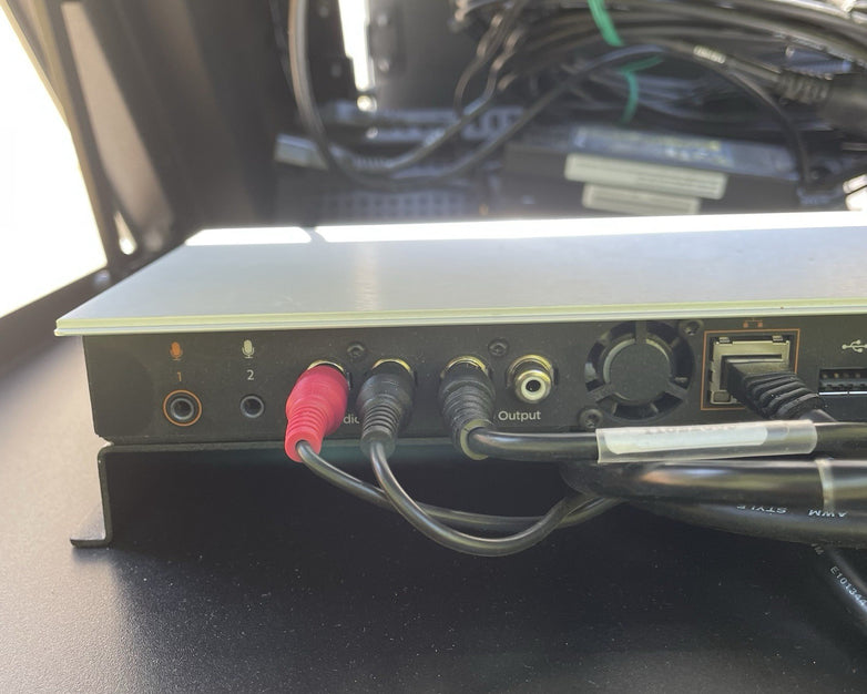 Cisco TelePresence 42" Conference System FS-L42056 TTC8-02 TTC7-18 C20 Tested