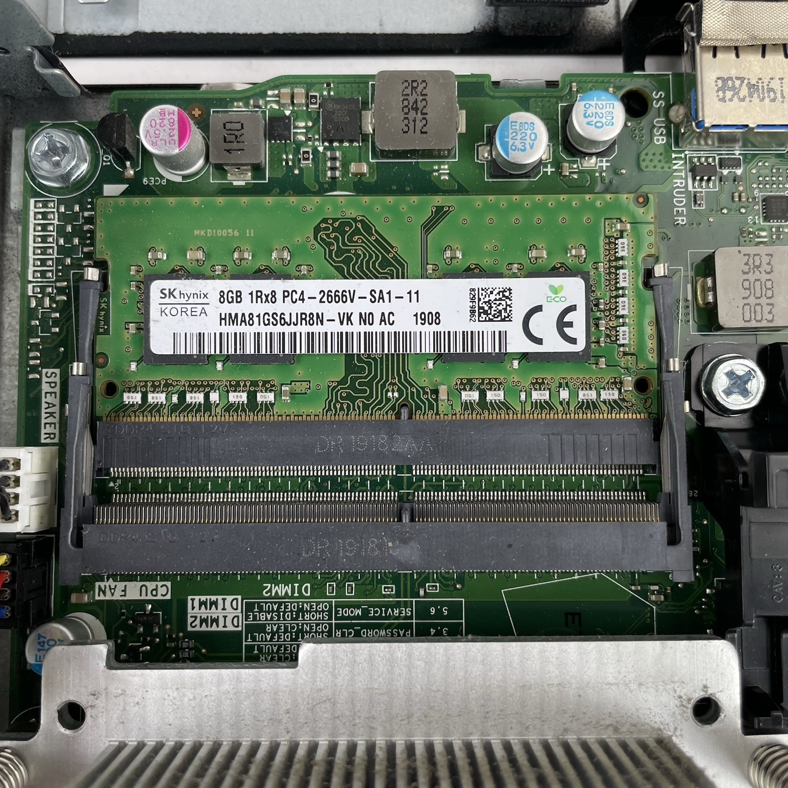 Dell Optiplex 7070 Micro i5-9500T 2.20 GHz 8 GB RAM W/AC No SSD/OS14