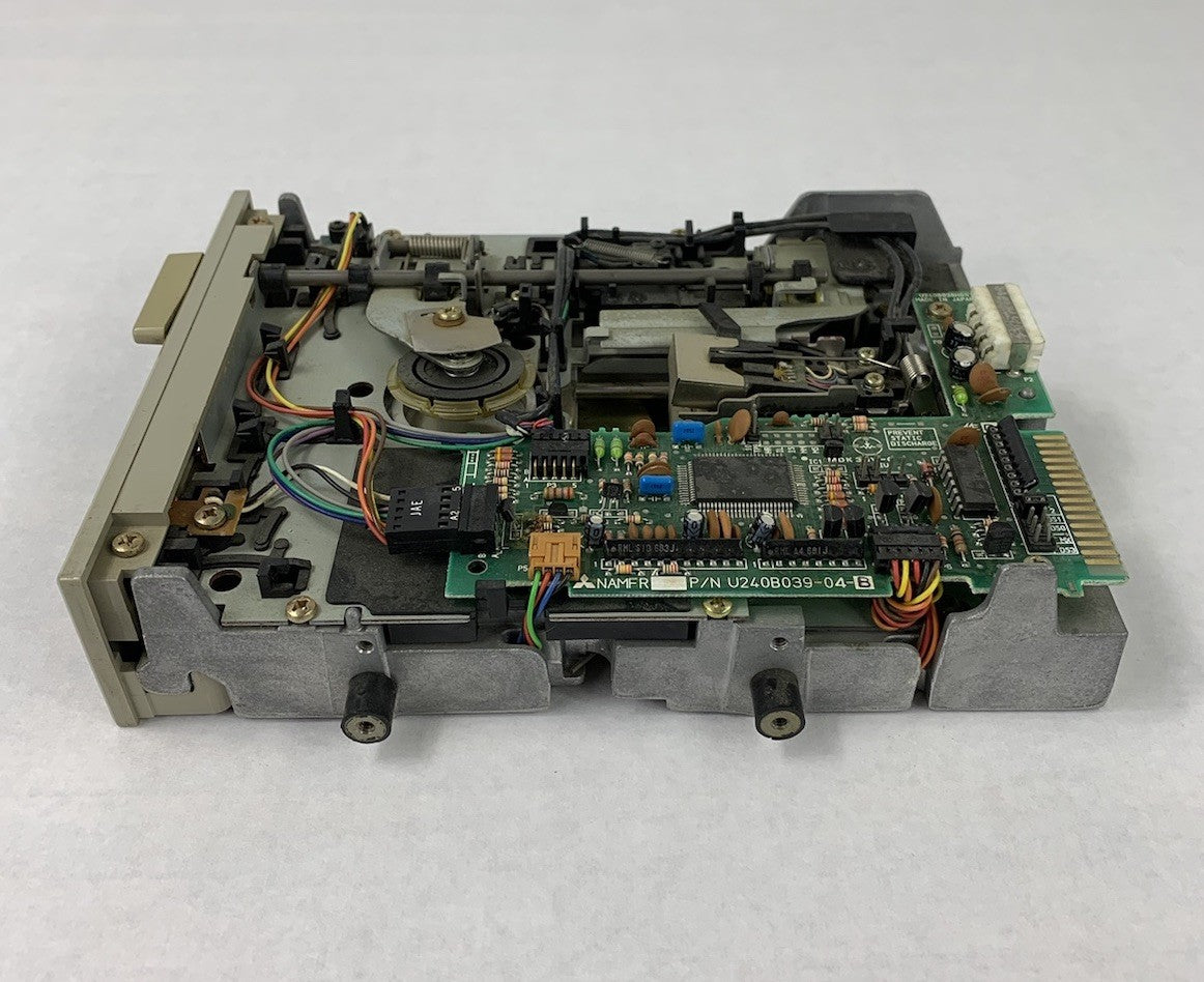 Mitsubishi MF501B-318U 5.25" Vintage Floppy Disk Drive