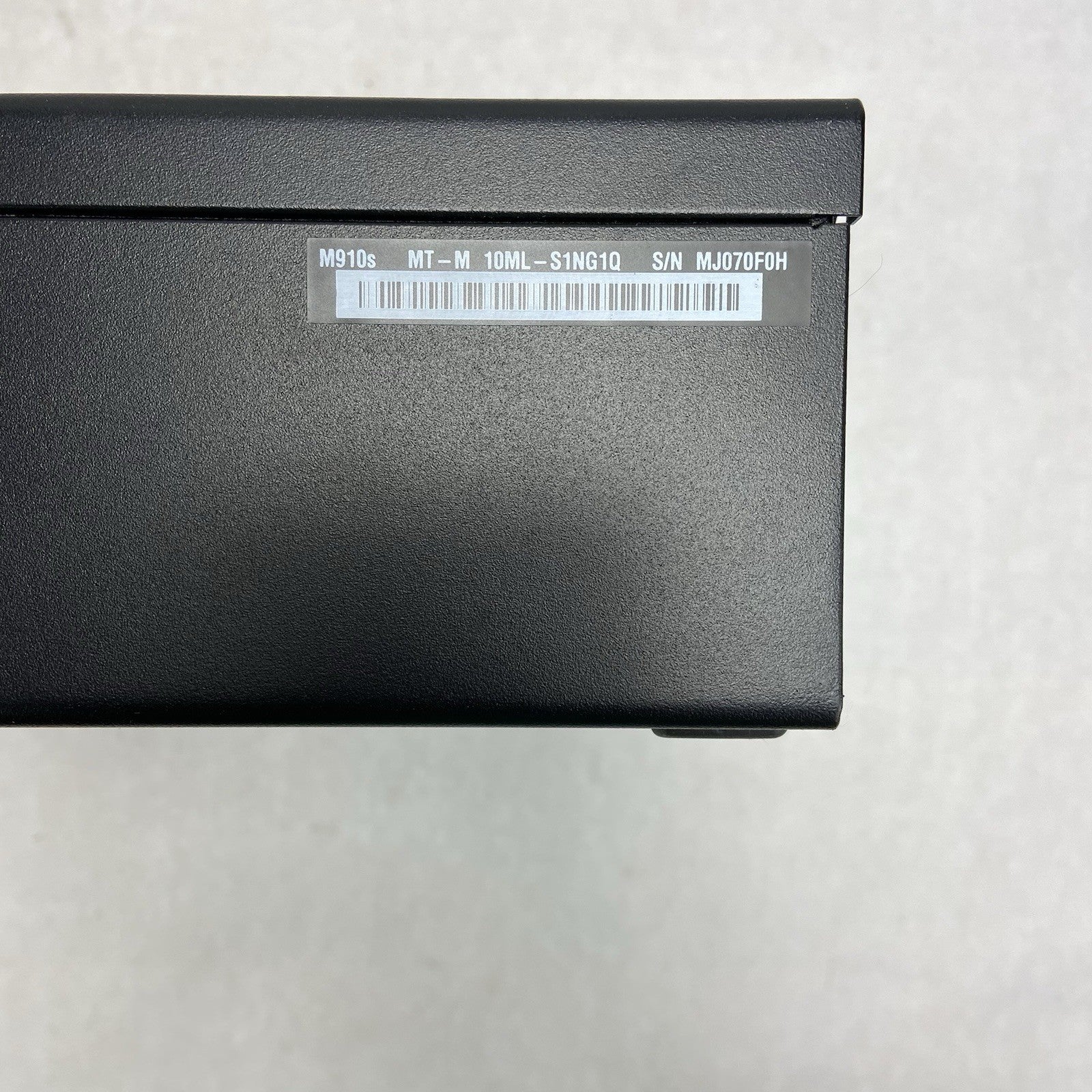 Lenovo ThinkCentre M910s SFF Intel Core i5-6500 3.20GHz 8GB RAM No HDD No OS4