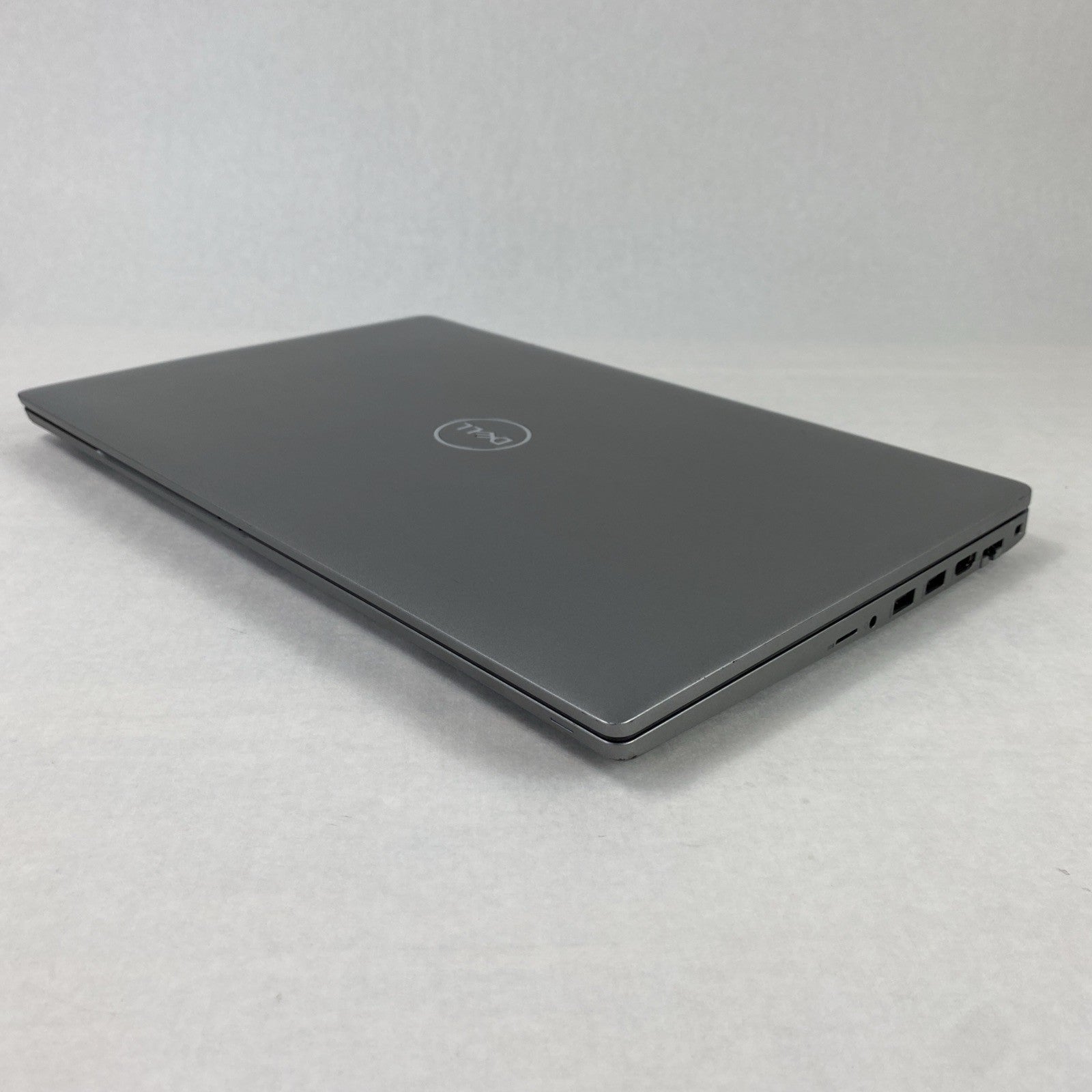 Dell Latitude 5520 Intel Core i5-1145G7 2.6 GHz 16 GB RAM 15.6" No SSD No OS