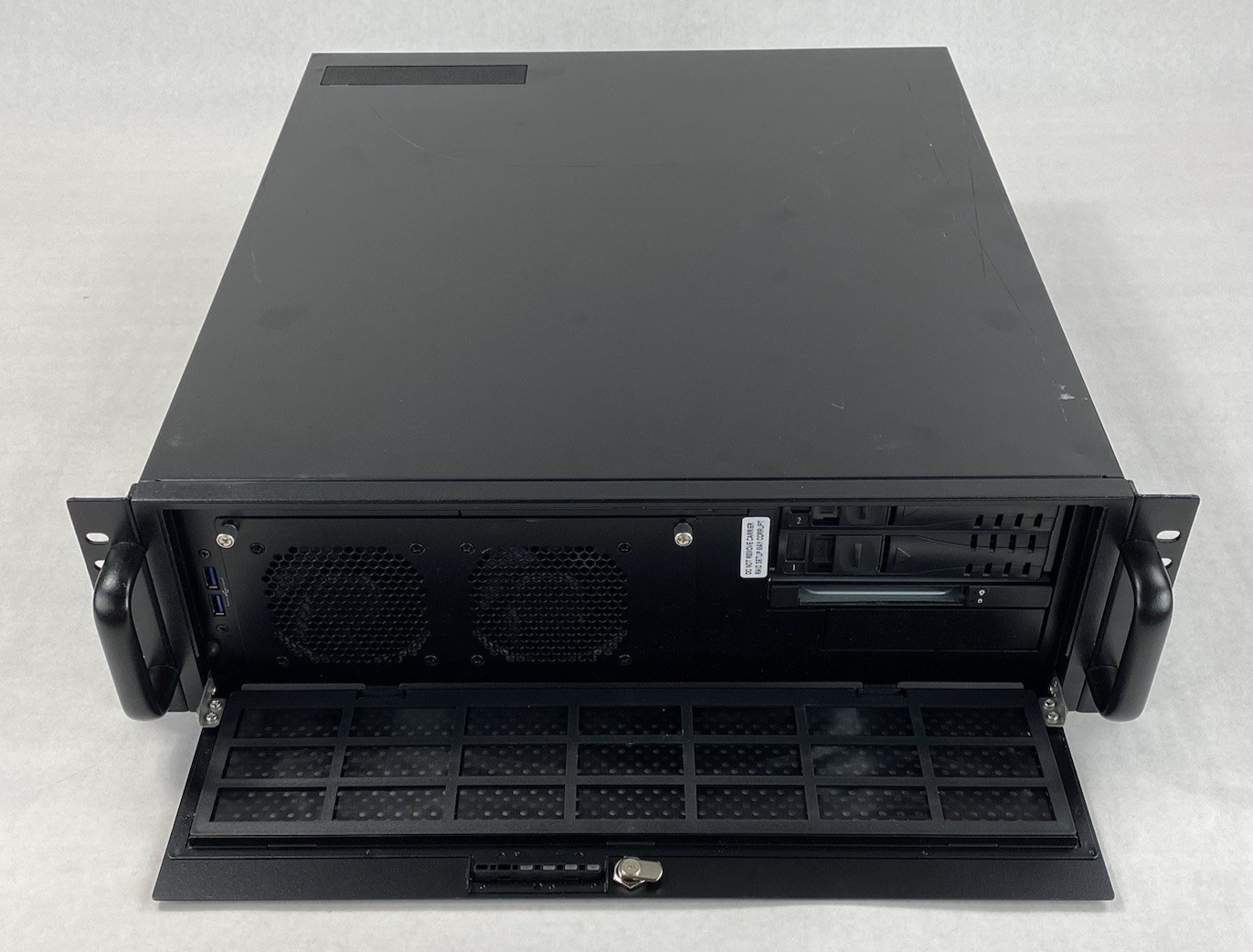 Advantech HPC-7320MB-00XE 3U Compact Rackmount Chassis