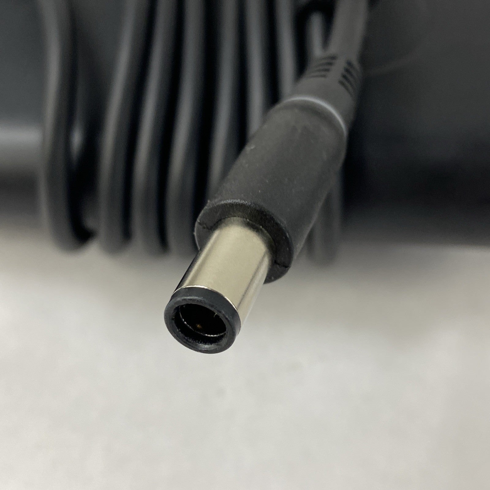 Dell LA240PM200 19.5V 12.31A 240W AC Adapter4