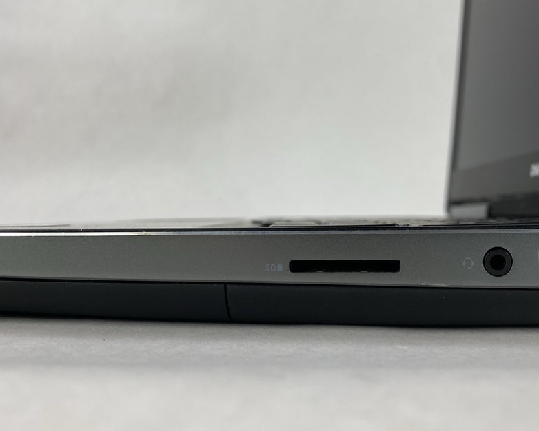 Dell Precision 7510 15.6" i7-6920HQ 2.90 GHz 8GB RAM No SSD/OS/AC