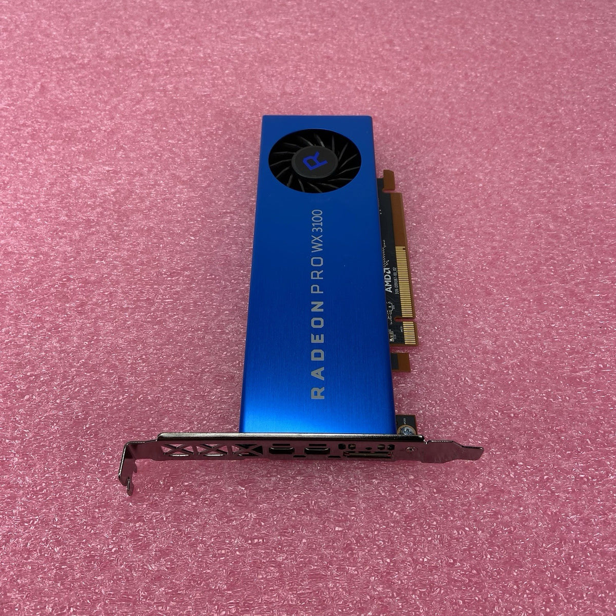 Radeon Pro WX 3100 PCIe x16 4GB GDDR5 Full Height Graphics Card 3