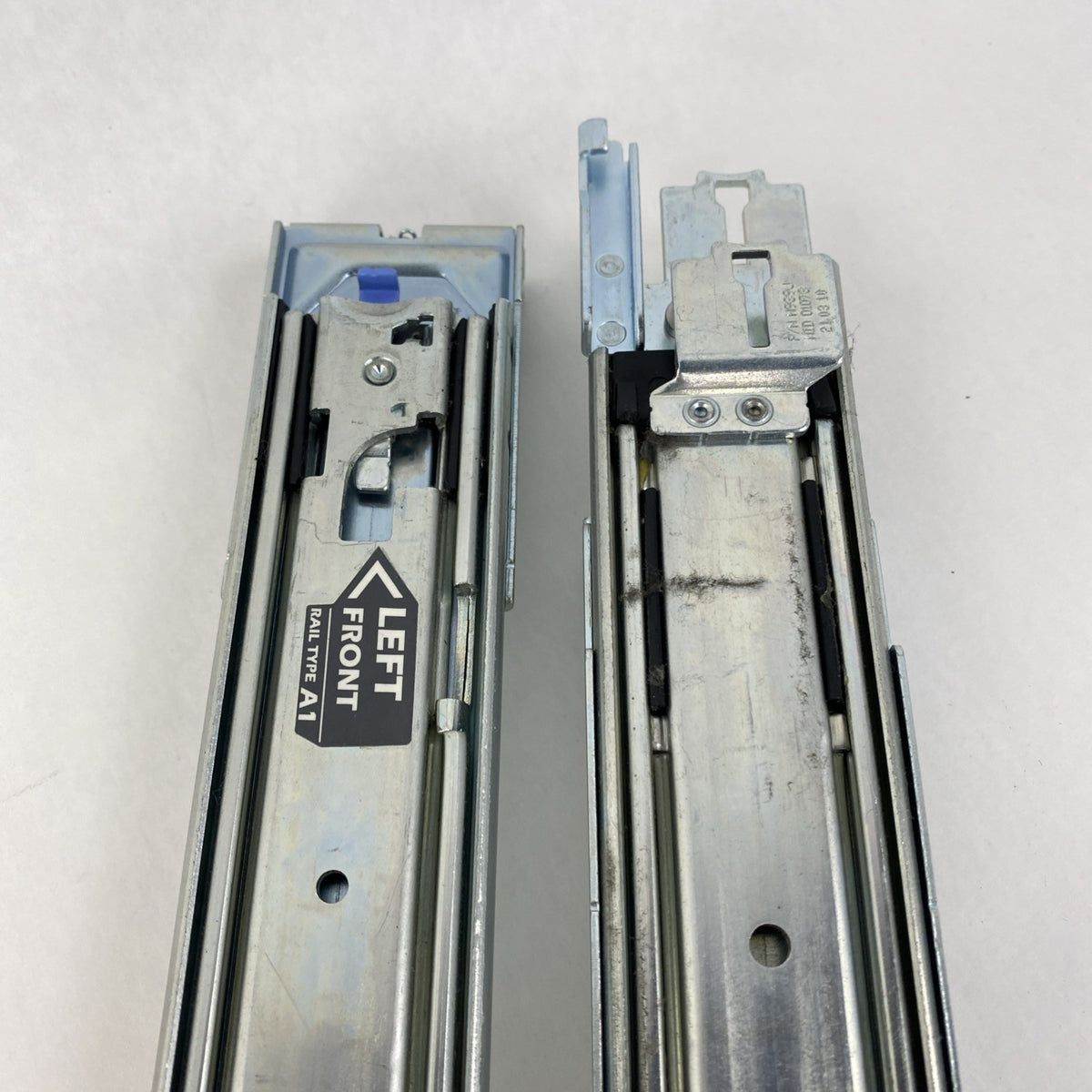Dell N921J 31.5" Sliding Server Rails for 42U Server Rack14