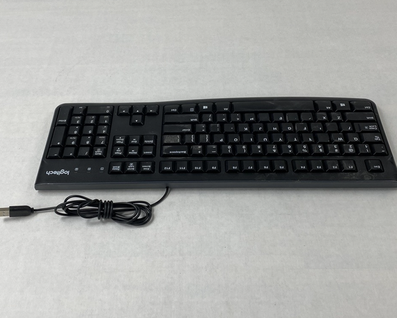 Lot of 7 Logitech K120 YU0036 USB Wired Keyboard Tested