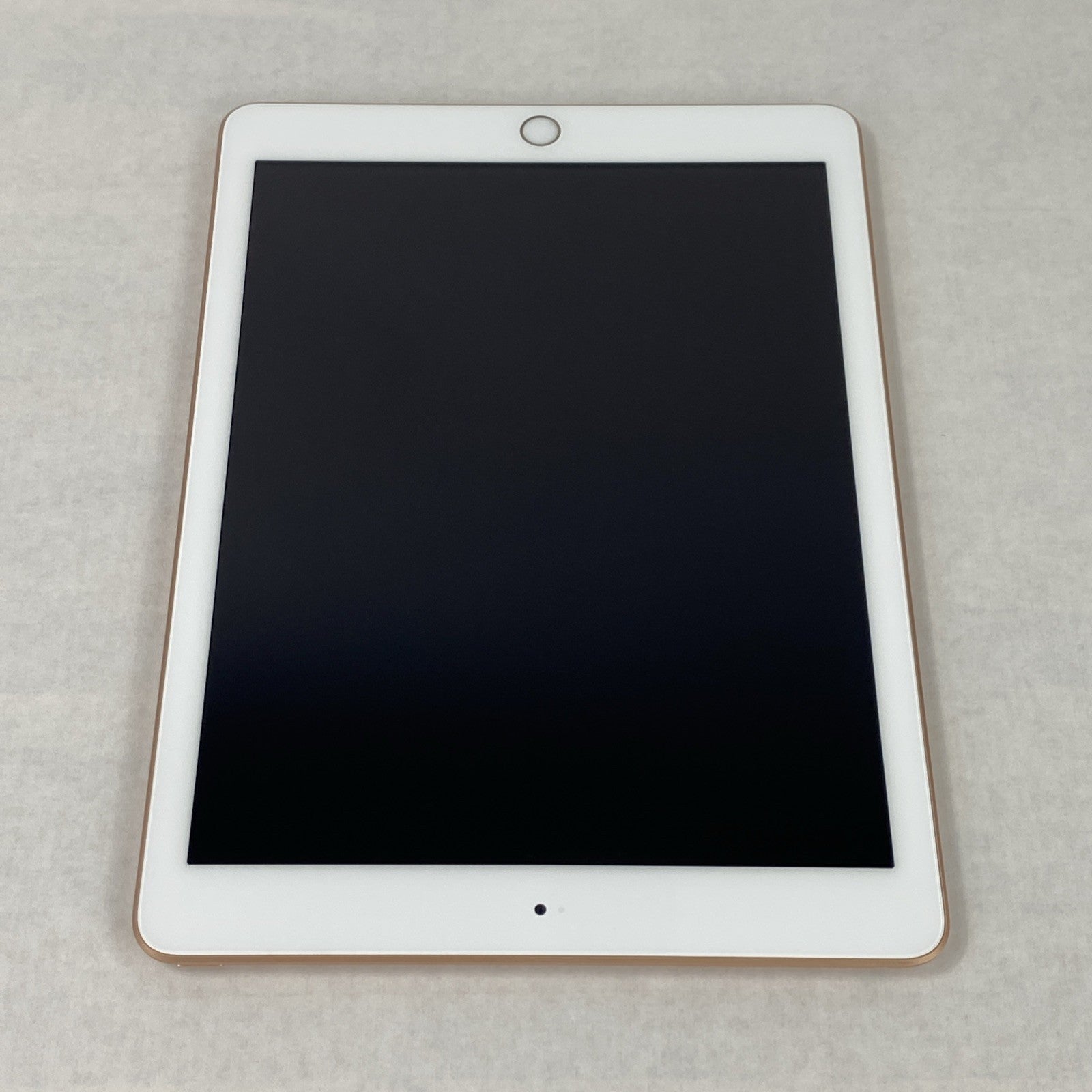 Apple iPad 6th Gen A1893 32GB 9.7" Wi-Fi Gold IOS 17.7.9
