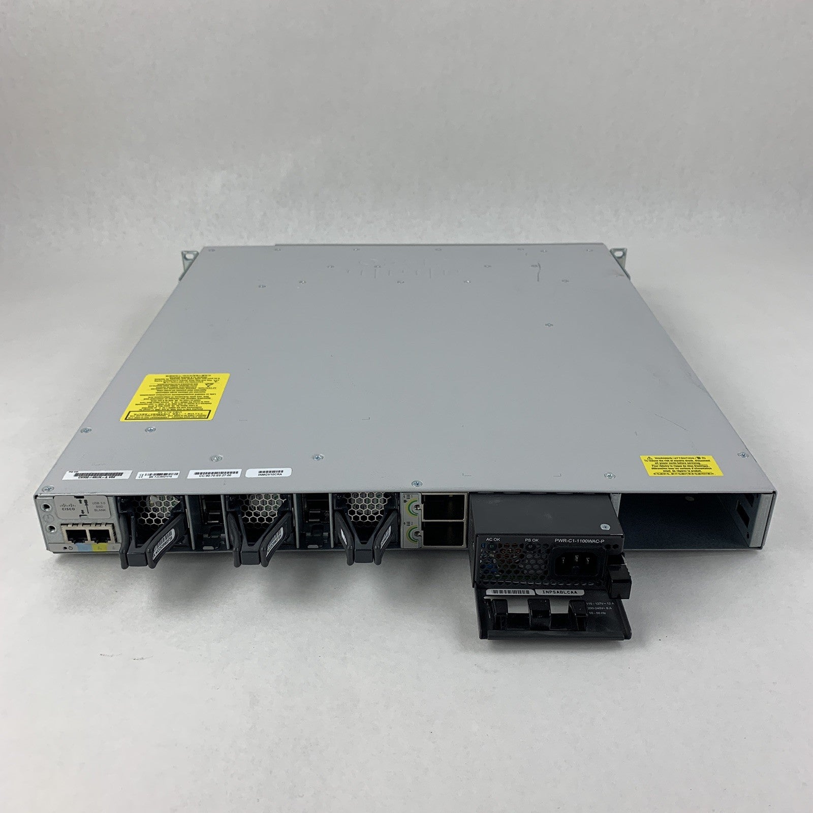 Cisco C9300-48UN-A 48-Port UPoE Ethernet Network Advantage Switch Tested Reset