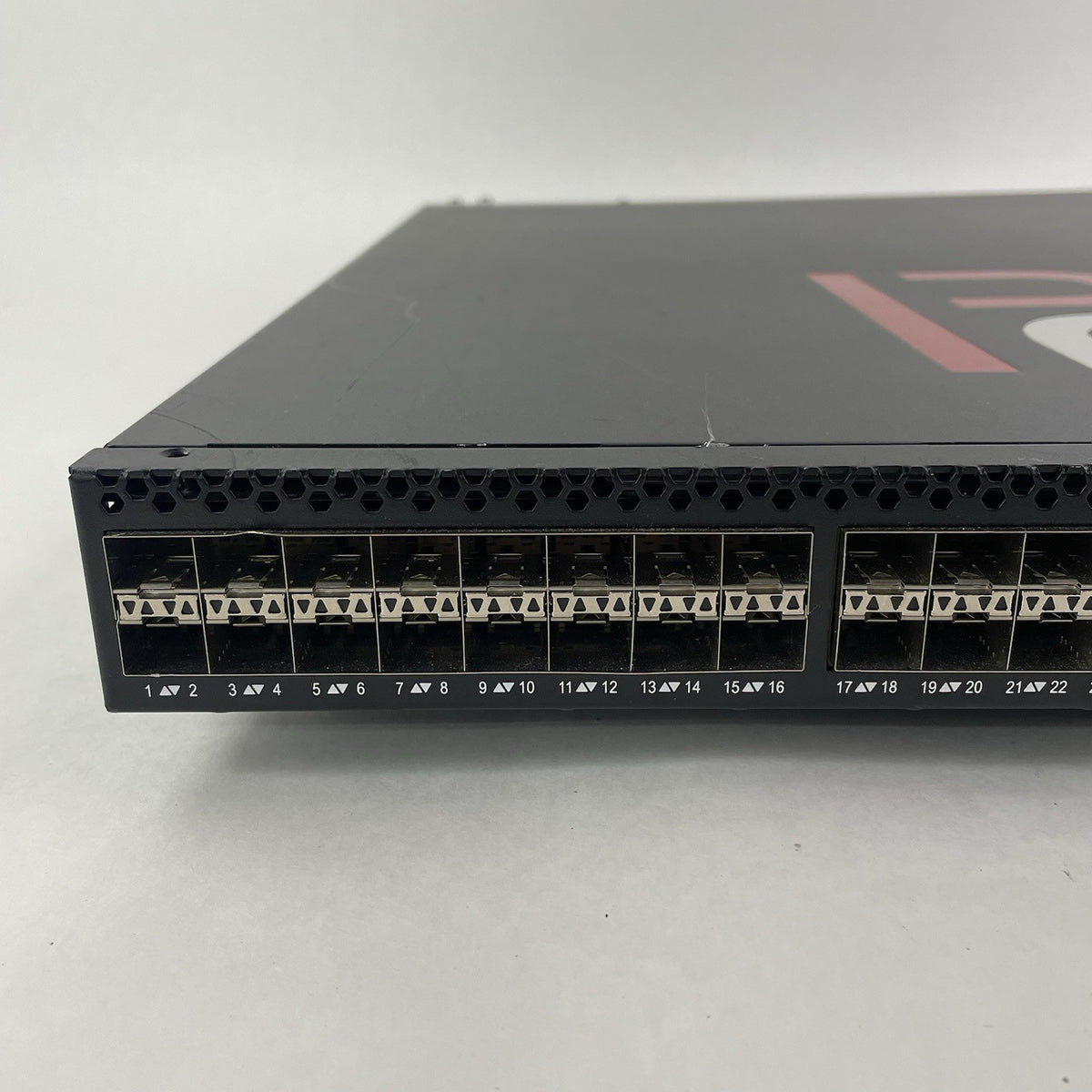 Pluribus Networks E68 Server Switch E3-1265Lv2 2.5GHz 16GB Ram No OS No HDD4