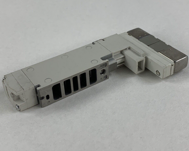 SMC VQC2400N-51 5-Port 3-Position Double Solenoid Valve 24VDC