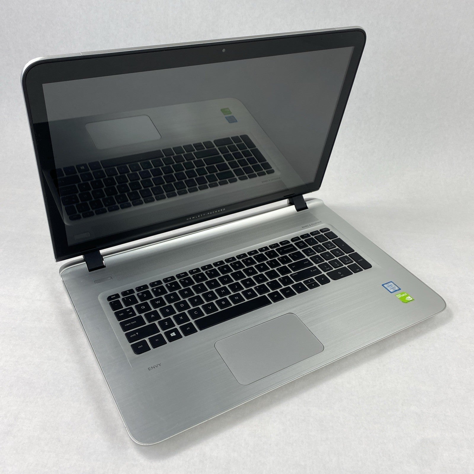 HP Envy NoteBook 17.3" Touch i7-6500U 2.5 GHz 16 GB RAM No Battery No HDD No OS