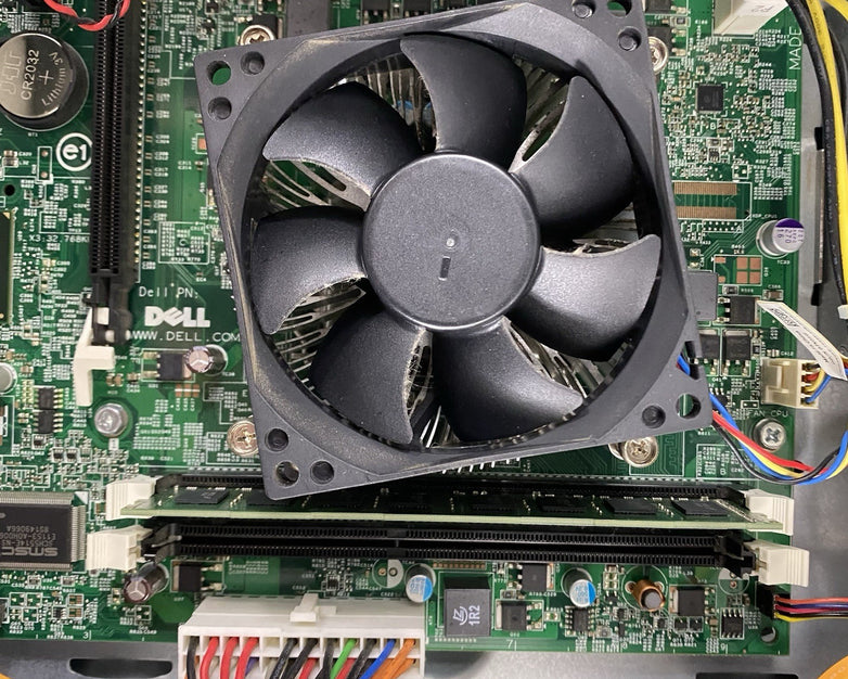 Dell OptiPlex 390 MT Intel Core i3-2120 3.3GHz 1x4GB RAM No HDD No OS