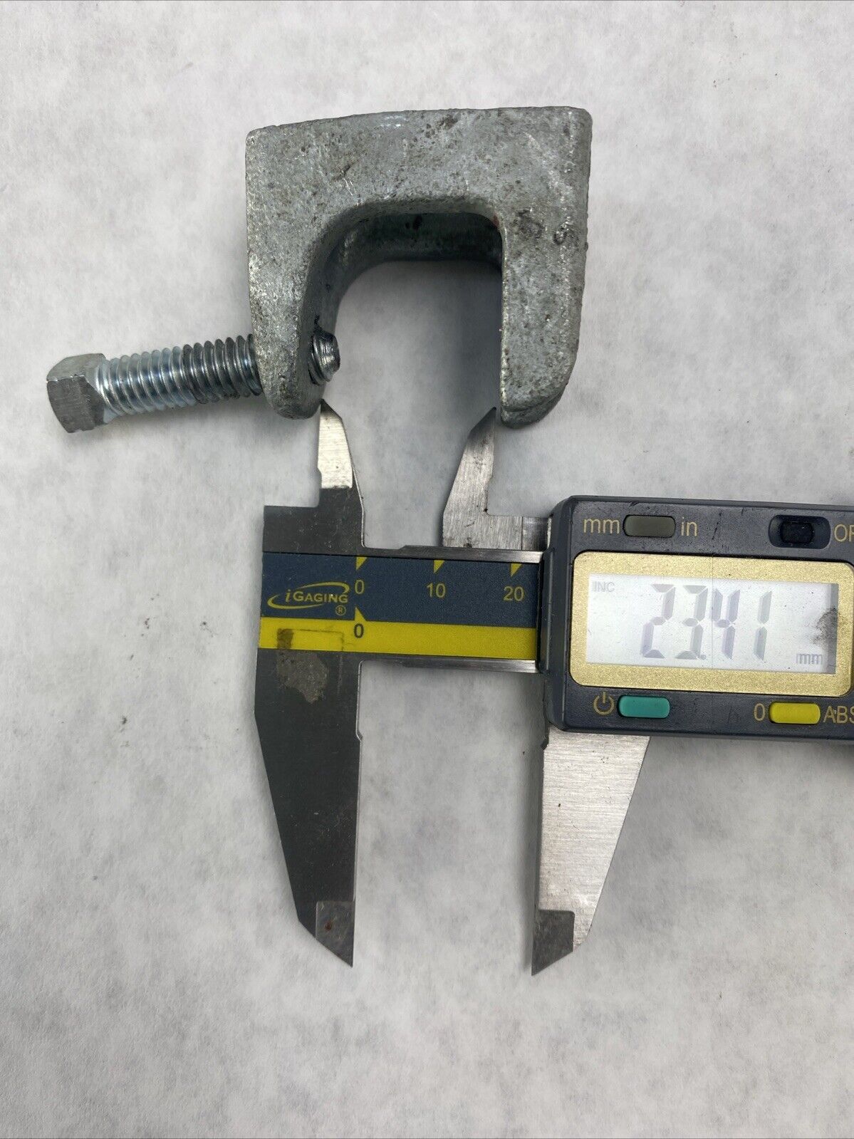 Lot( 2 ) Steel Beam Clamps 0.75 inch U Trough with 3/8" Mount Hole