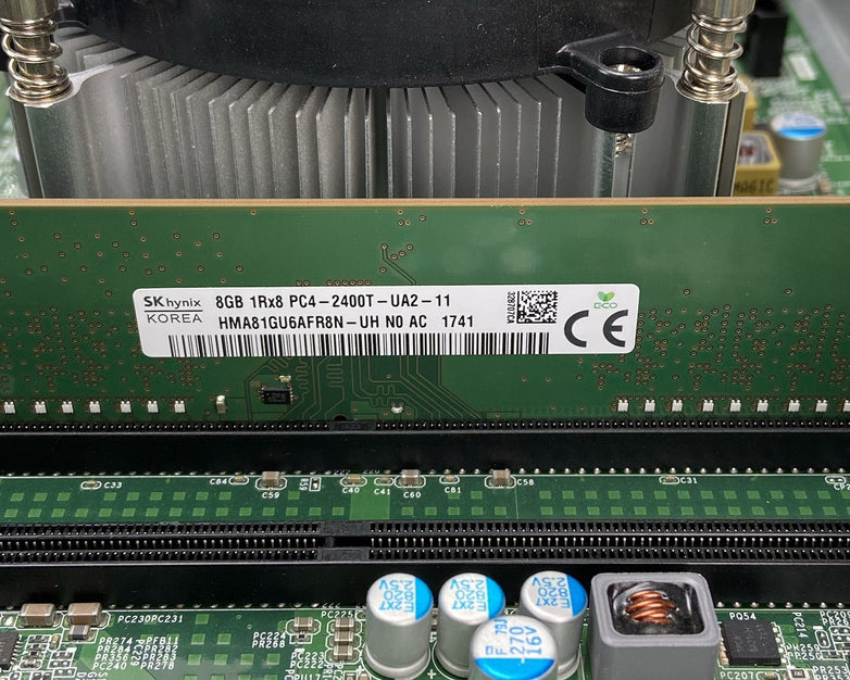 Dell Optiplex 3050 SFF Intel Core i5-7500 3.4GHz 8GB RAM No HDD No OS