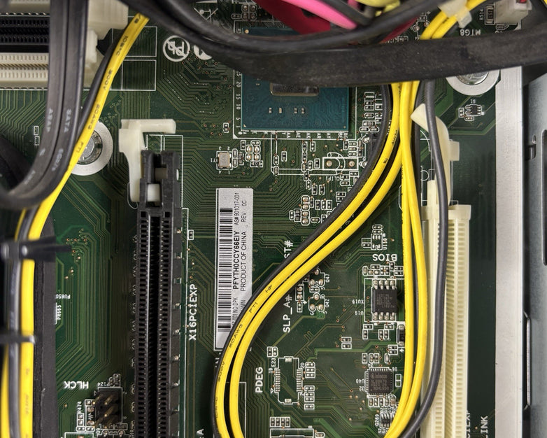 HP EliteDesk 800 G3 SFF Desktop i7-7700 3.6 GHz 12 GB Ram No OS No HDD