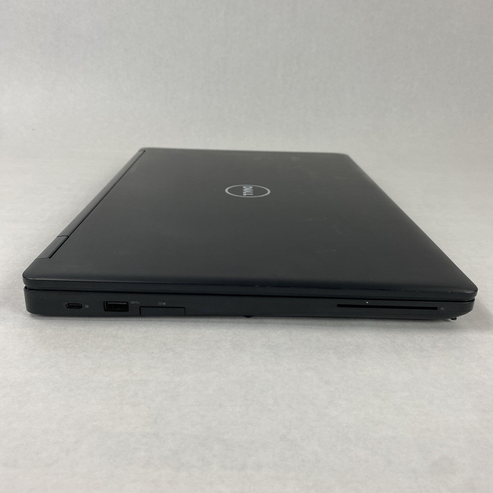 Dell Latitude 5580 Intel Core i5-7300U 2.60 GHz 8 GB RAM 15.6" No HDD No OS