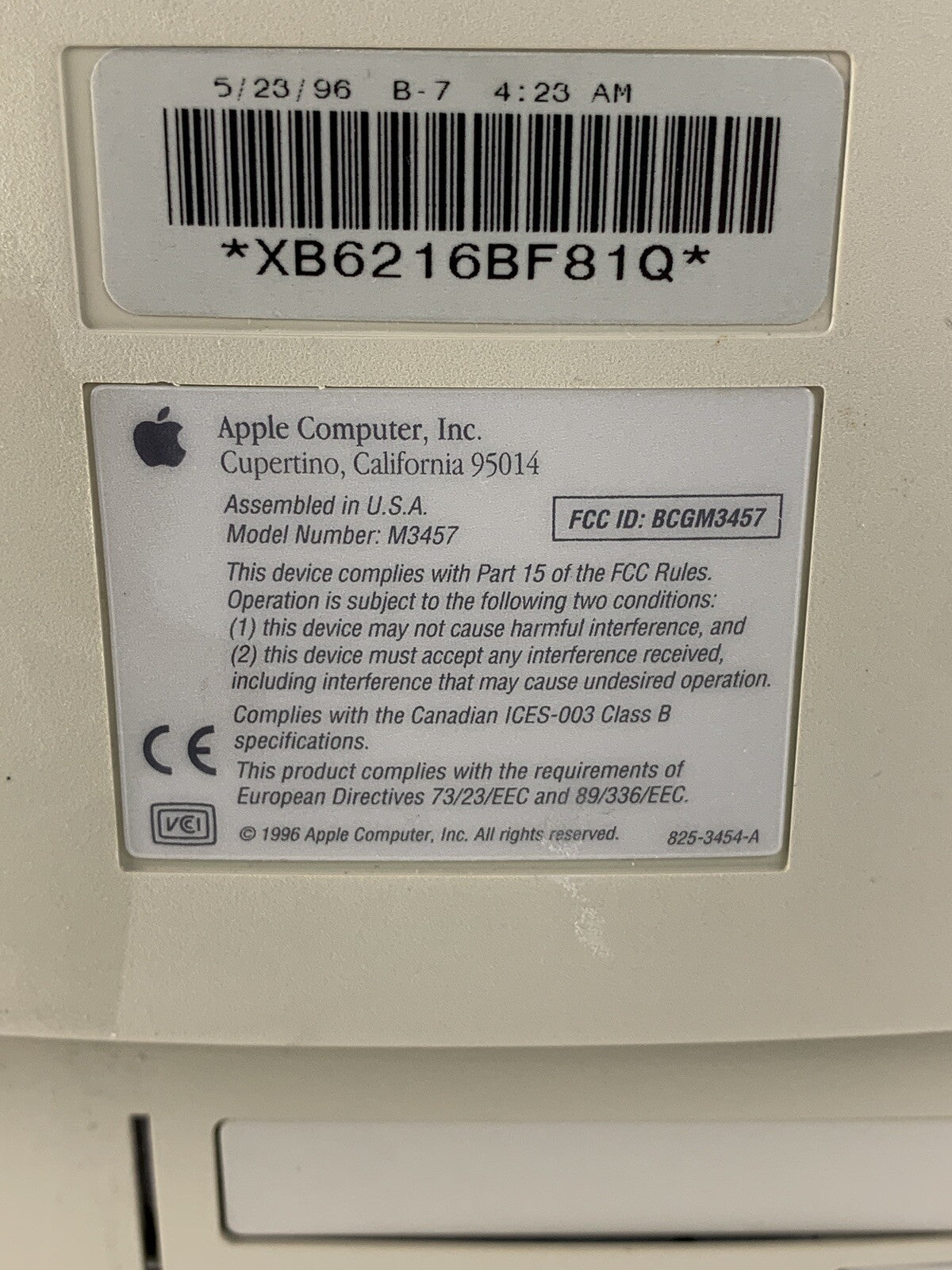 Apple Power Macintosh 5260/100 M3457 Boots Vintage No Hard Drive or OS