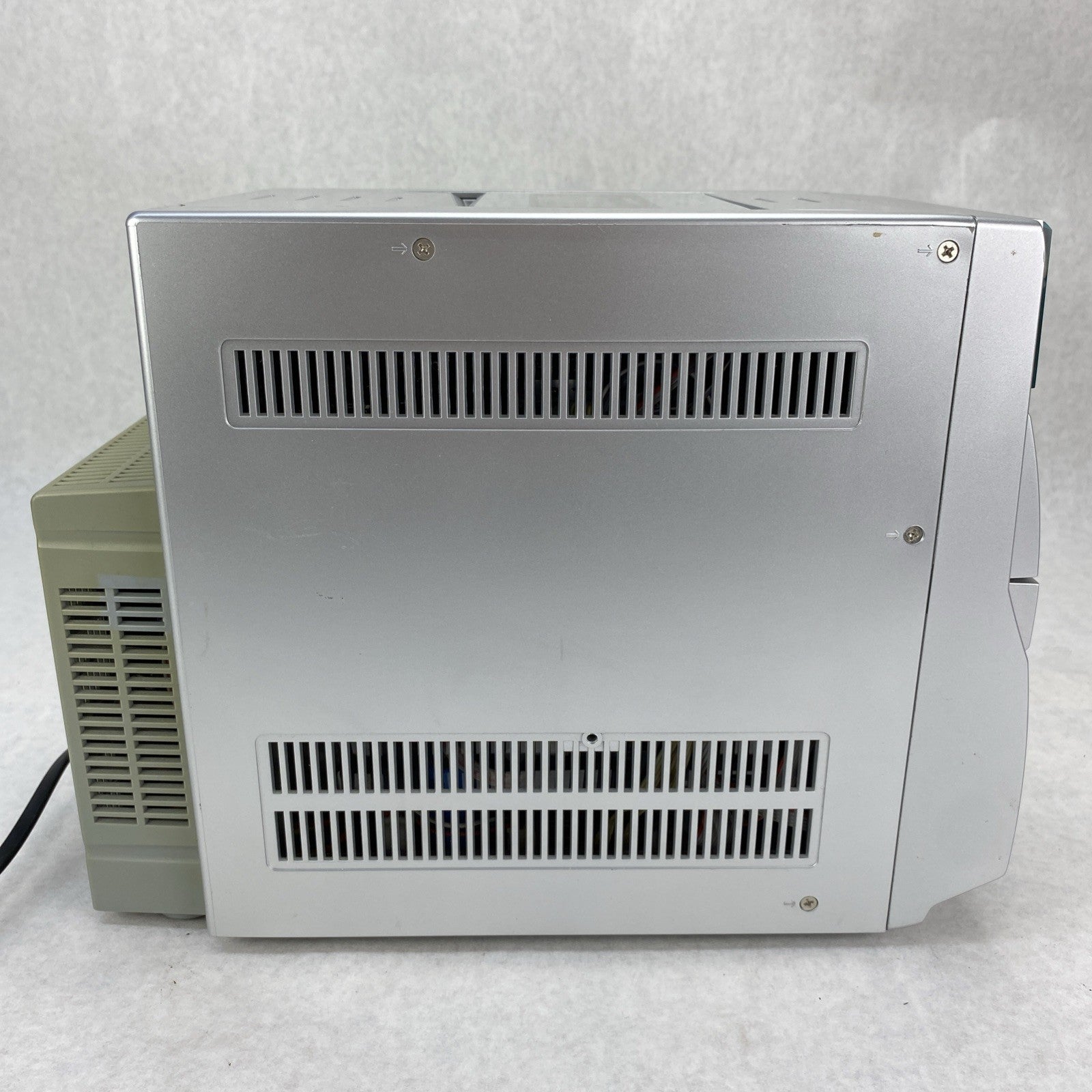 Sony CMT-EP707 Hi-Fi CD Changer And Tape Deck With Speakers - Parts or Repair12