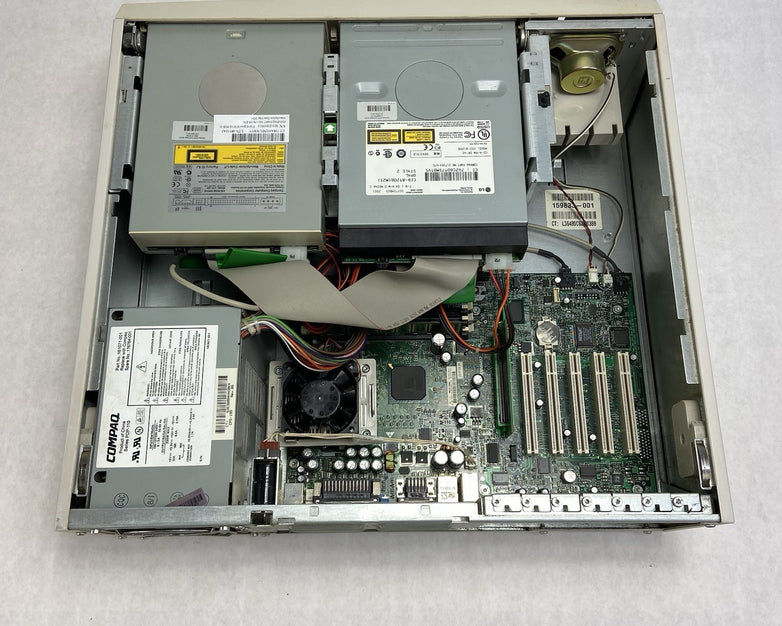 Compaq Deskpro EN DT Intel Pentium III 930MHz 128MB RAM No HDD No OS 2000 Pro