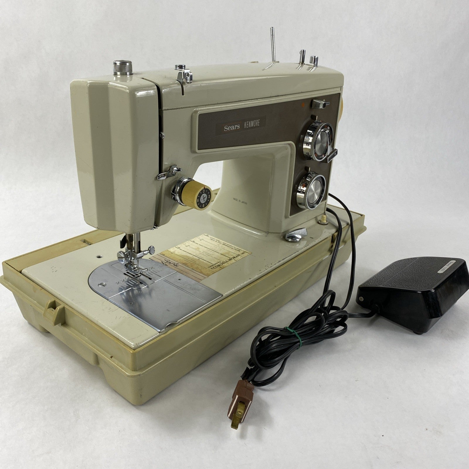 Sears Kenmore 158. 14300 Sewing Machine - Parts or Repair - Motor sticks0