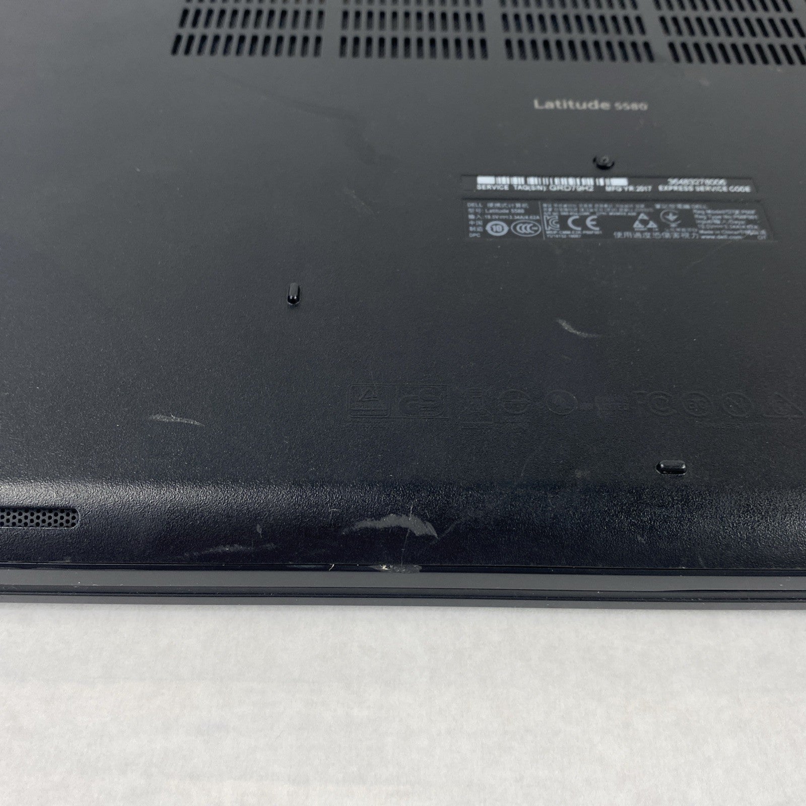 Dell Latitude 5580 Core i5-7300U 2.60 GHz 8 GB RAM 15.6" No Battery No HDD No OS