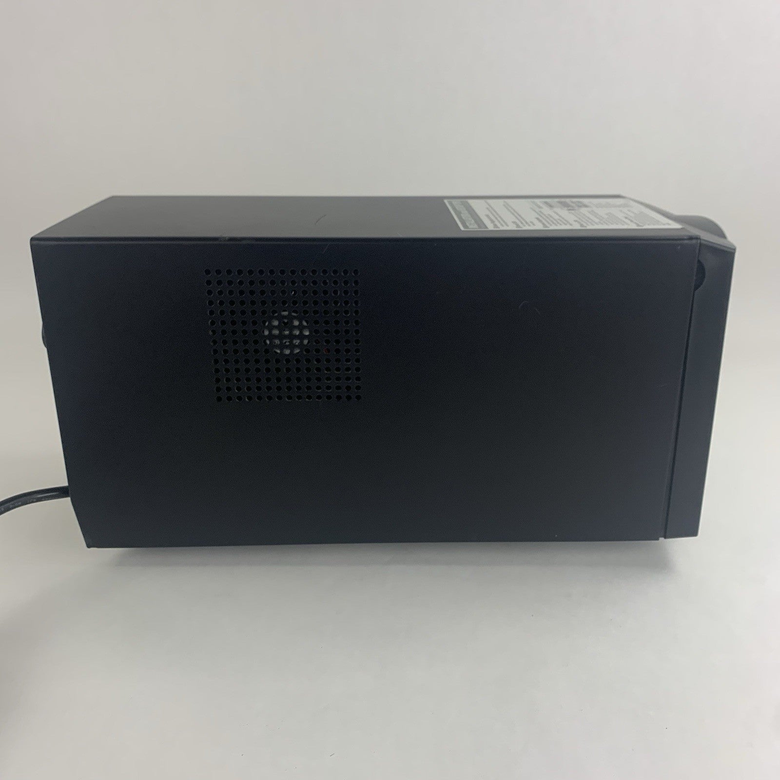 APC Smart-UPS SMT1500 LCD 1000W 1500VA 120V 8 Outlet Tested No Battery2