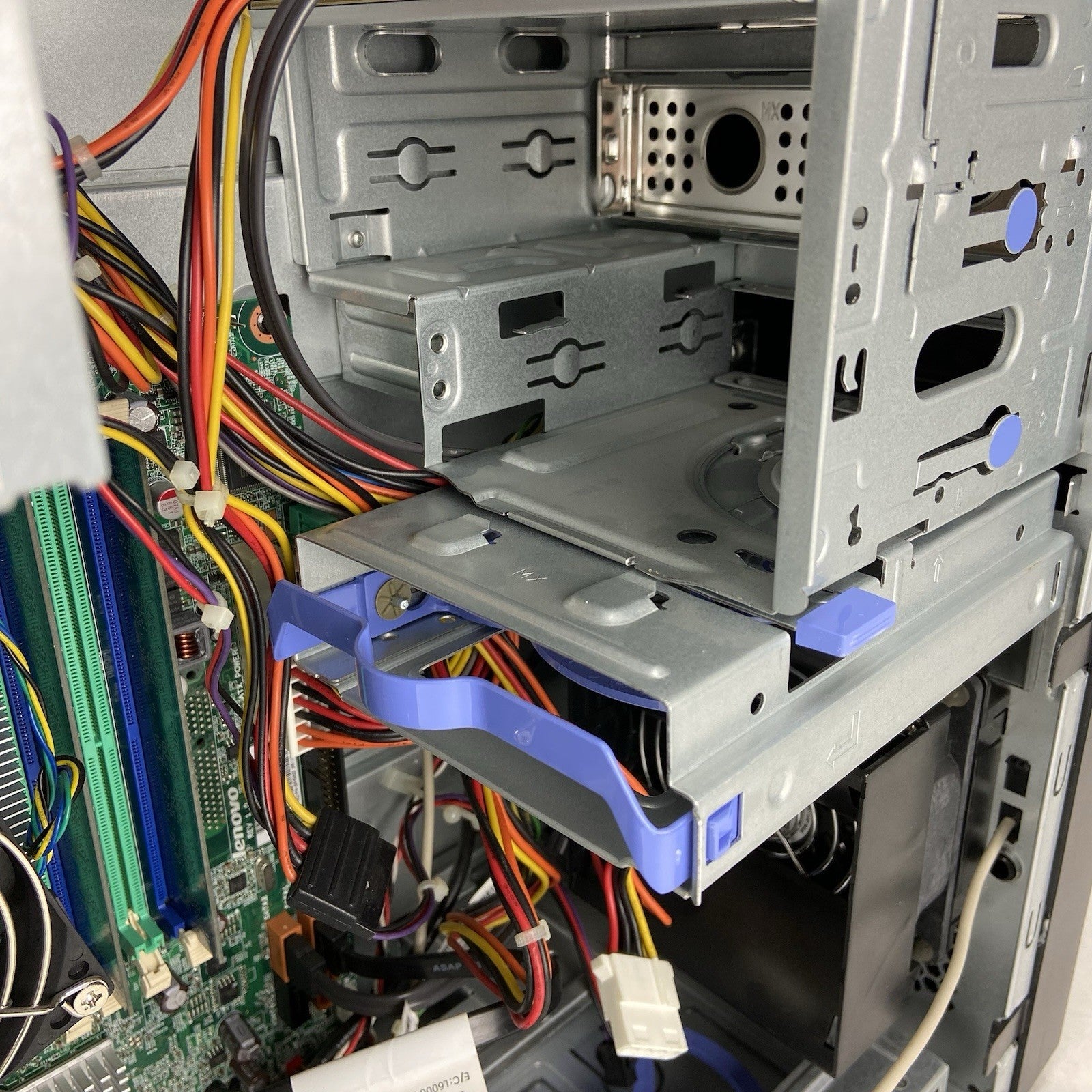 Lenovo Think Server TS200V MT Intel Pentium G6950 2.8GHz 4GB RAM No HDD No OS12