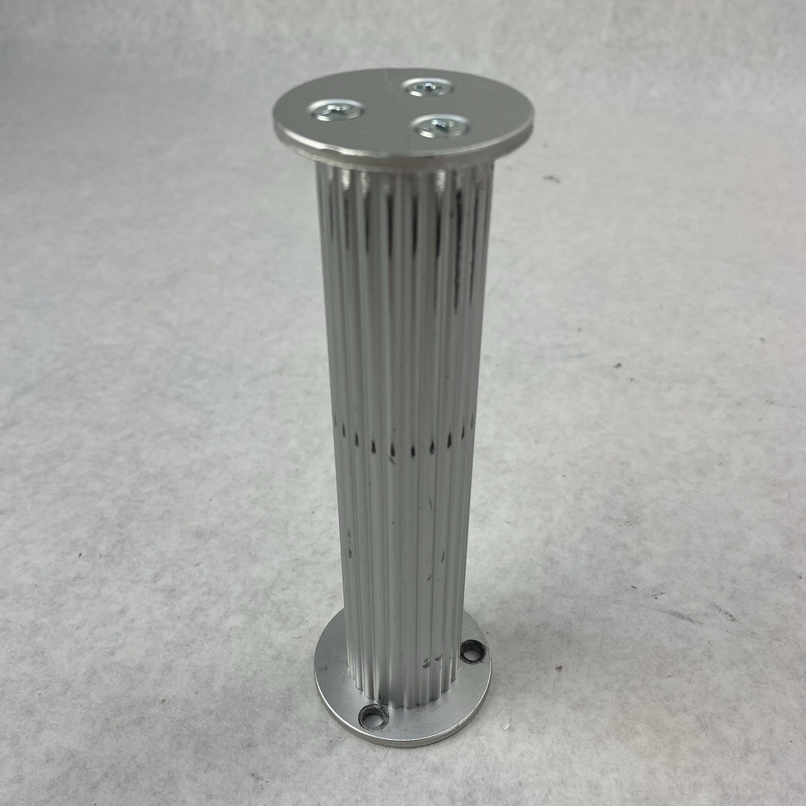 GCX WMM-0001-01B Fluted Post No Screws0
