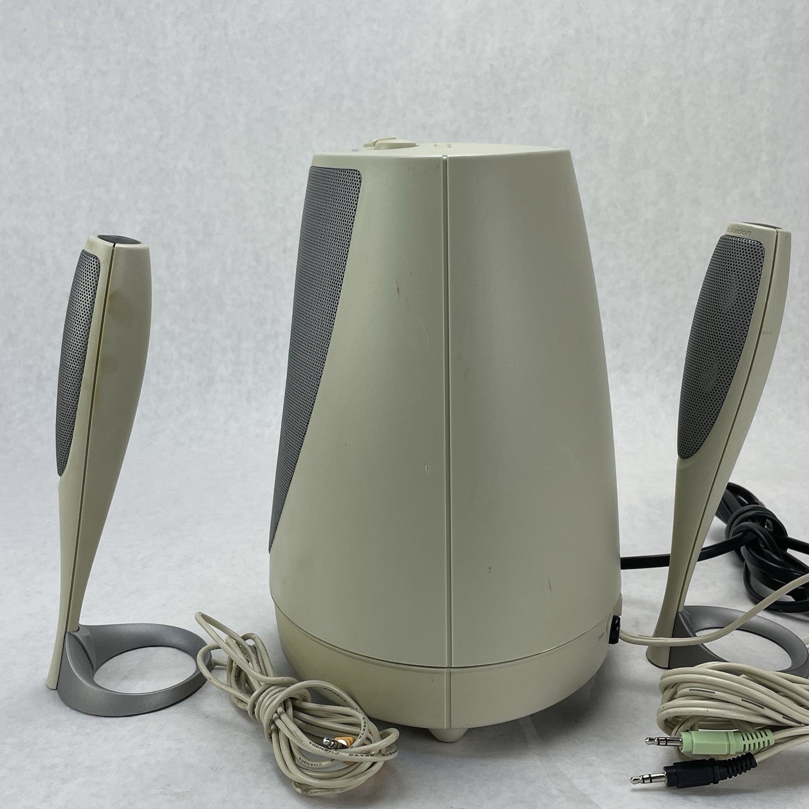 Harmon Kardon Computer Speakers HK695-01 Tested and Working Read Desc9