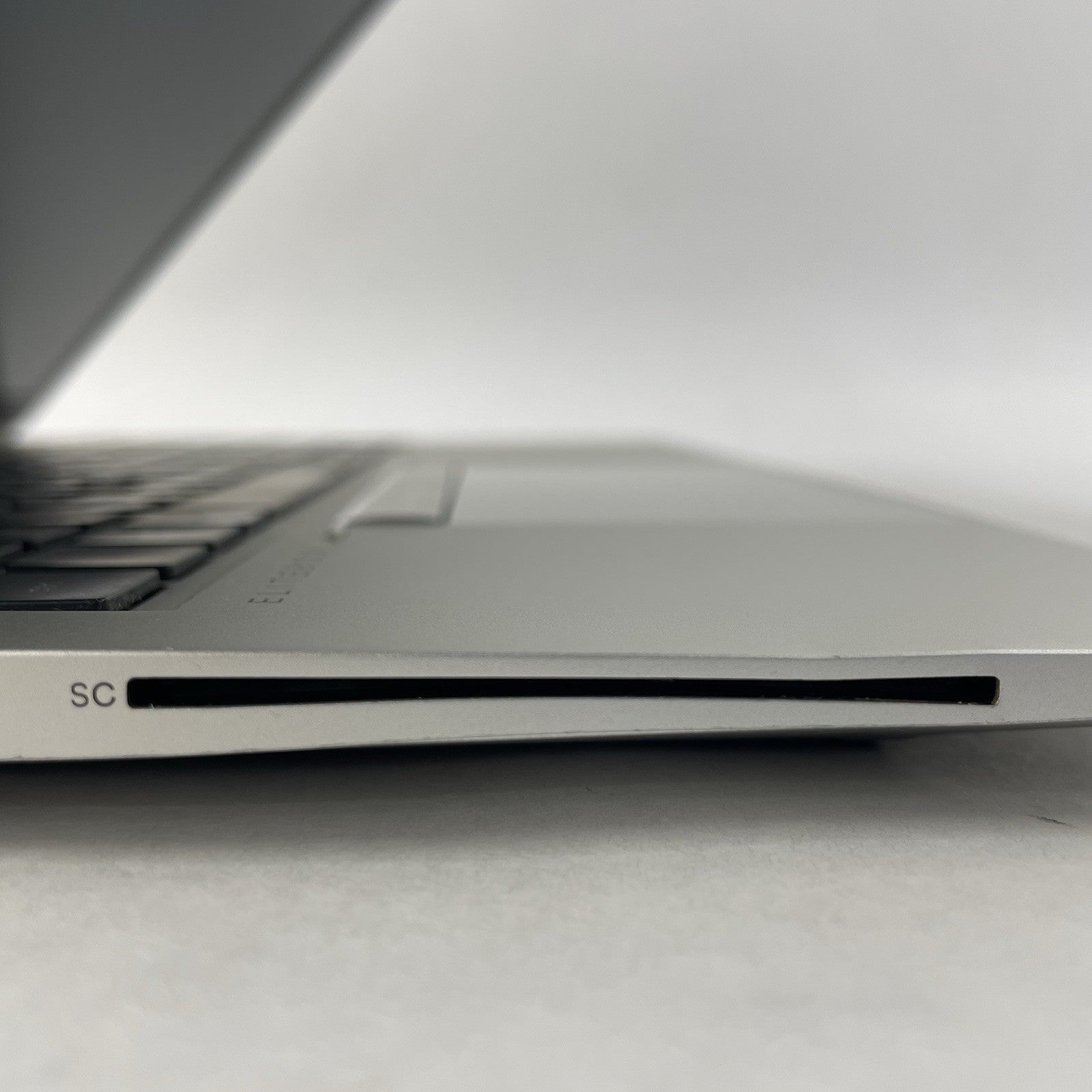 HP EliteBook 850 G8 15.6" i5-1145G7 1.60 GHz 8 GB RAM No SSD/OS/AC - Missing Key6