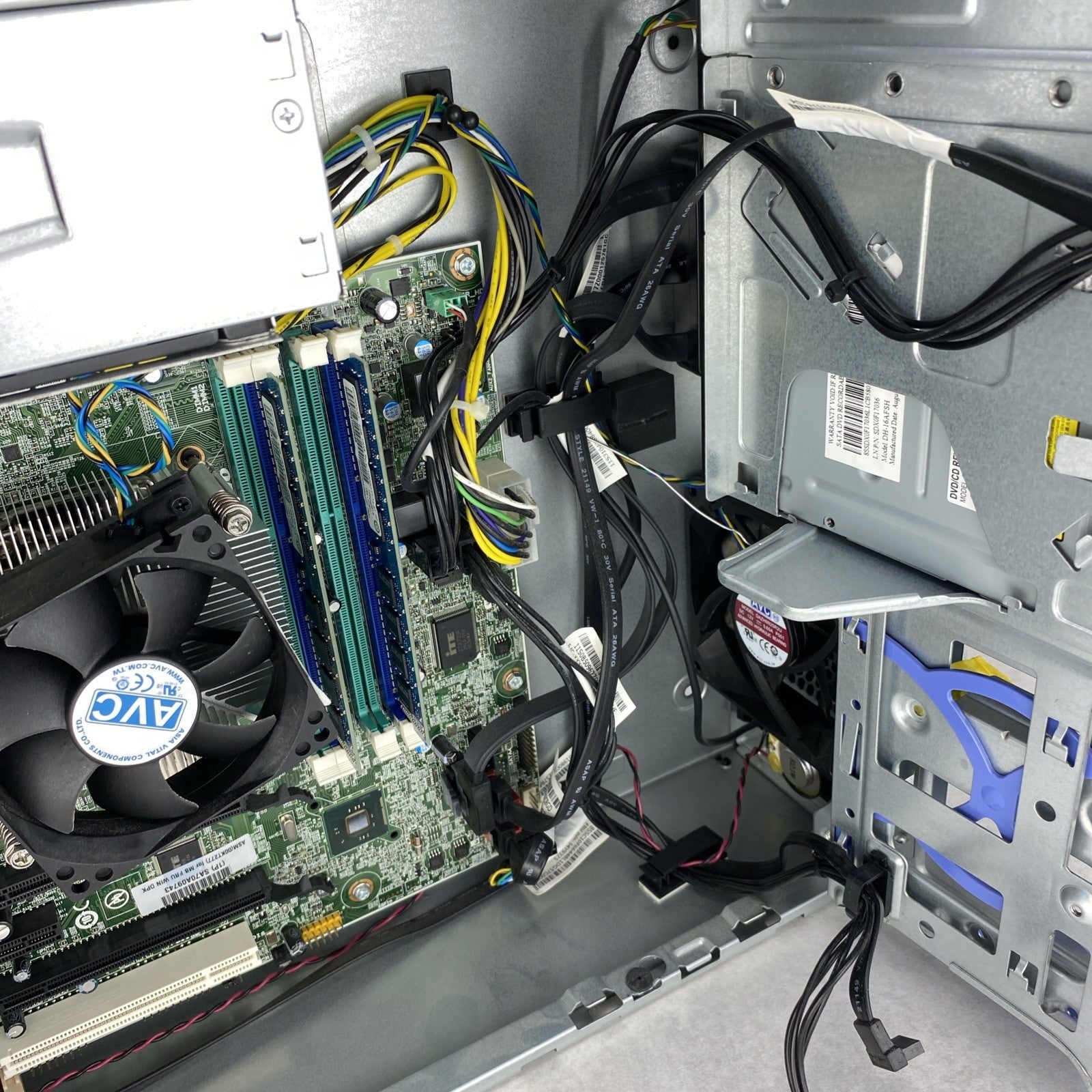 Lenovo ThinkCentre M93p SFF Intel Core i5-4570 3.20GHz 8GB RAM No HDD OS